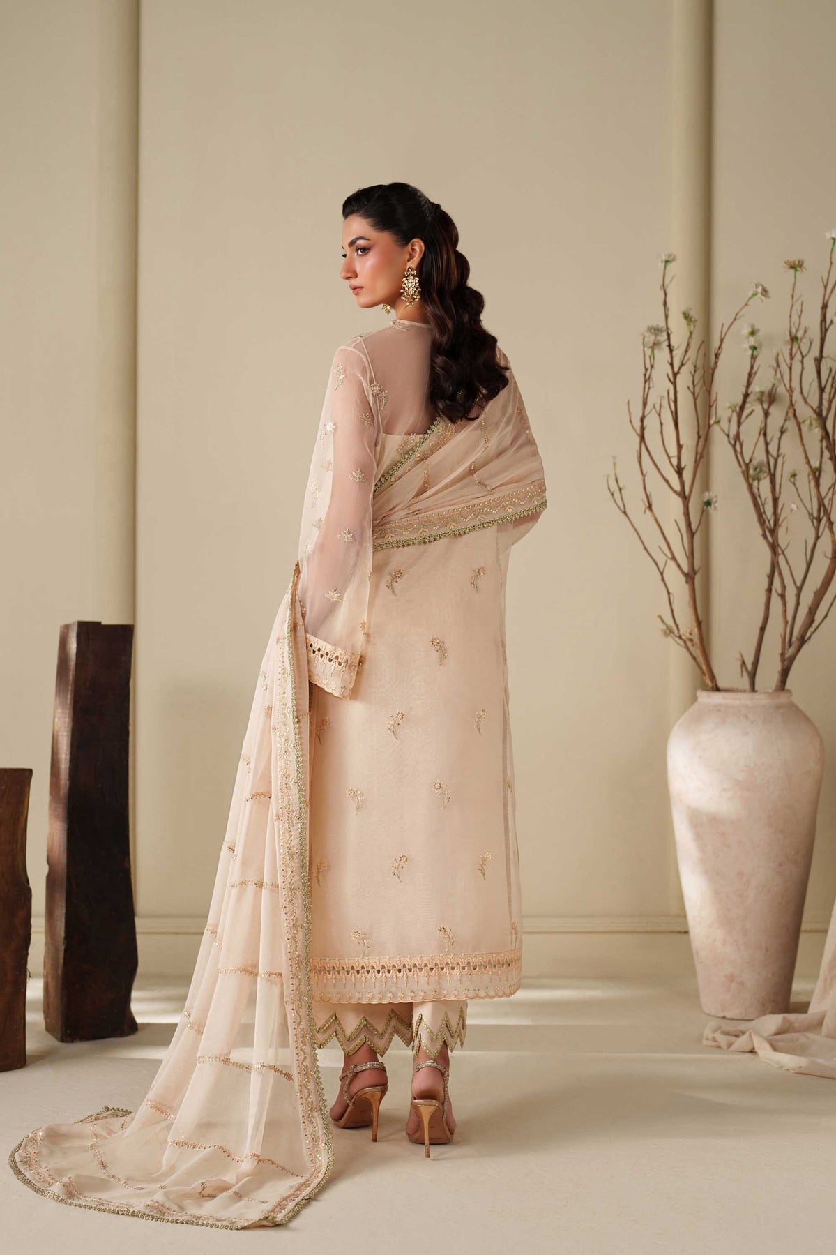 Akbar Aslam | Formal Pret | Taupe