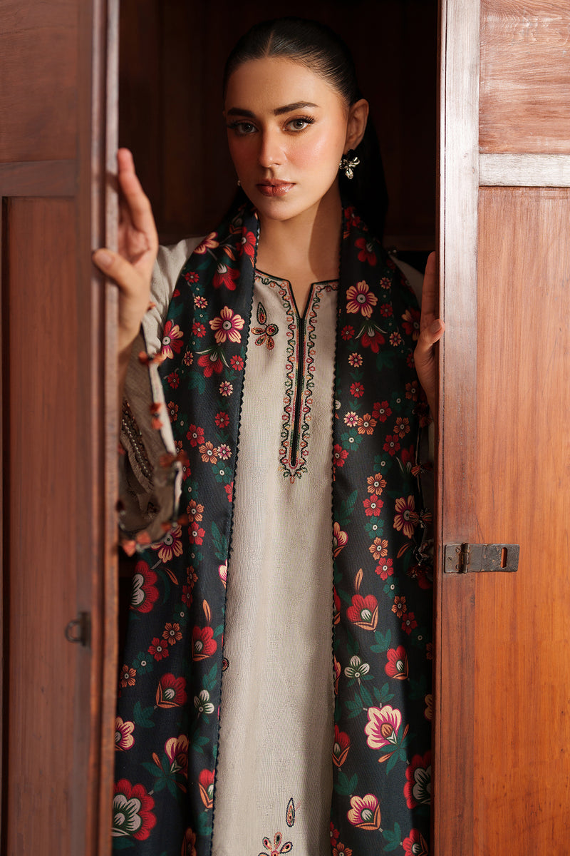 Jazmin | Winter 25 | UW-0144