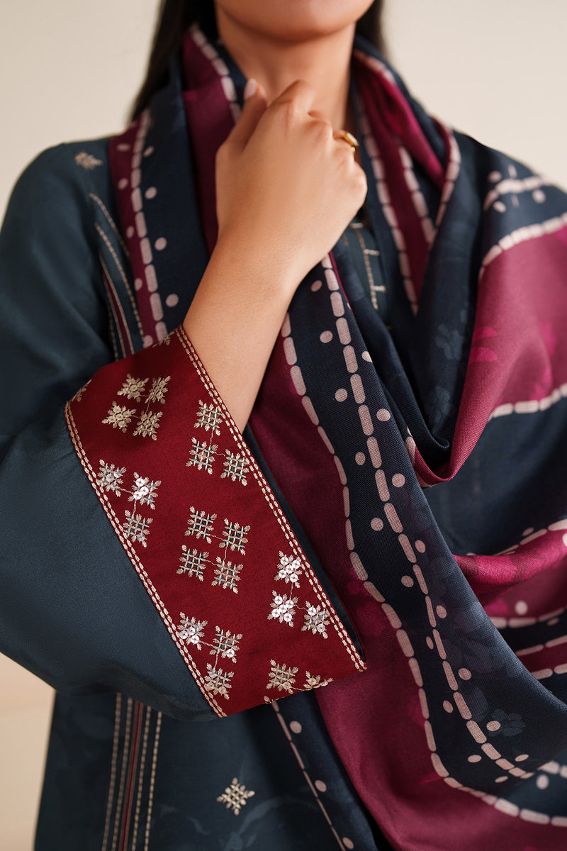 Jazmin | Winter 25 | UW-0224