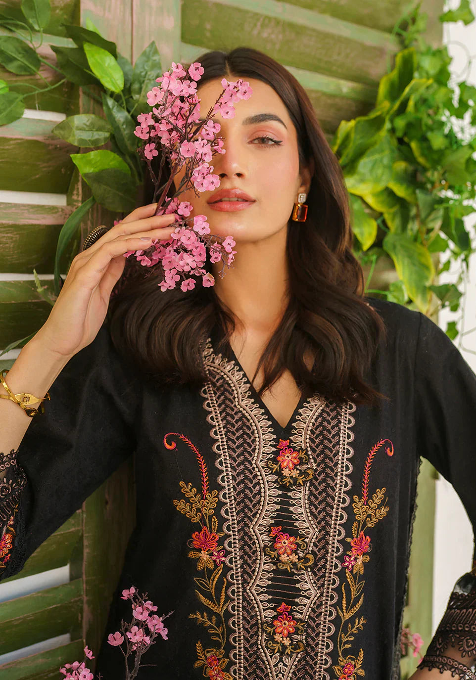 Zarqash | Belle Ame 24 | BL 007 Jardin Noir - Riwayat-e-khas