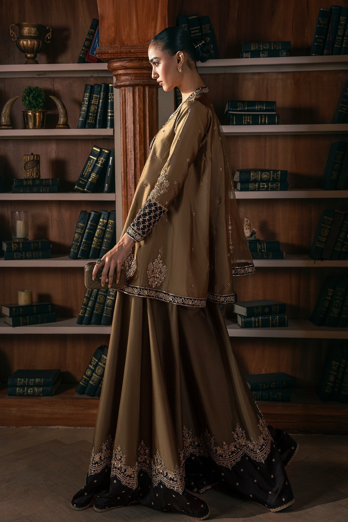 Mina Kashif | Emilie Formals | Noelle