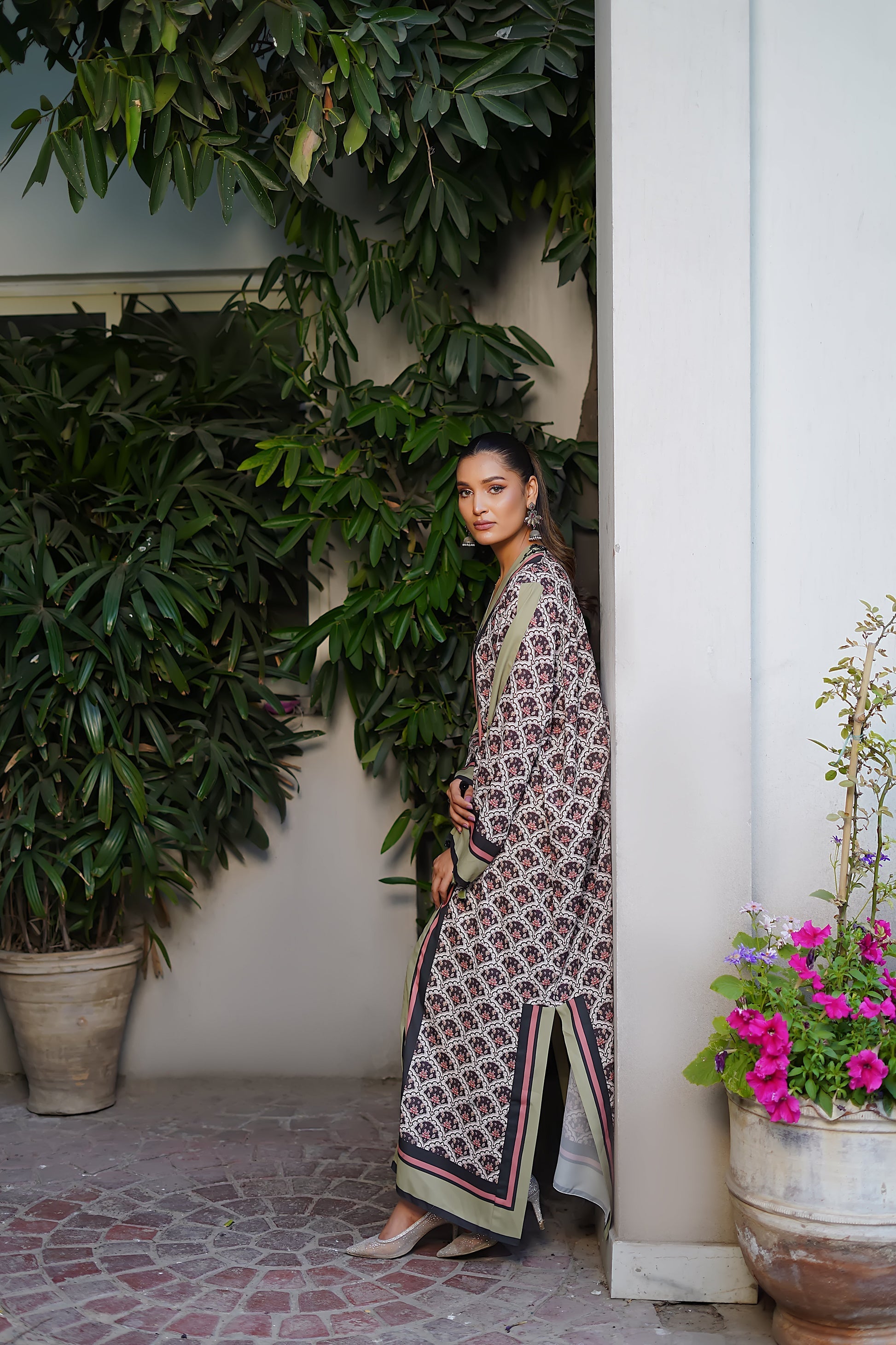 Erum Khan | Nue 25 | Mystic Charm
