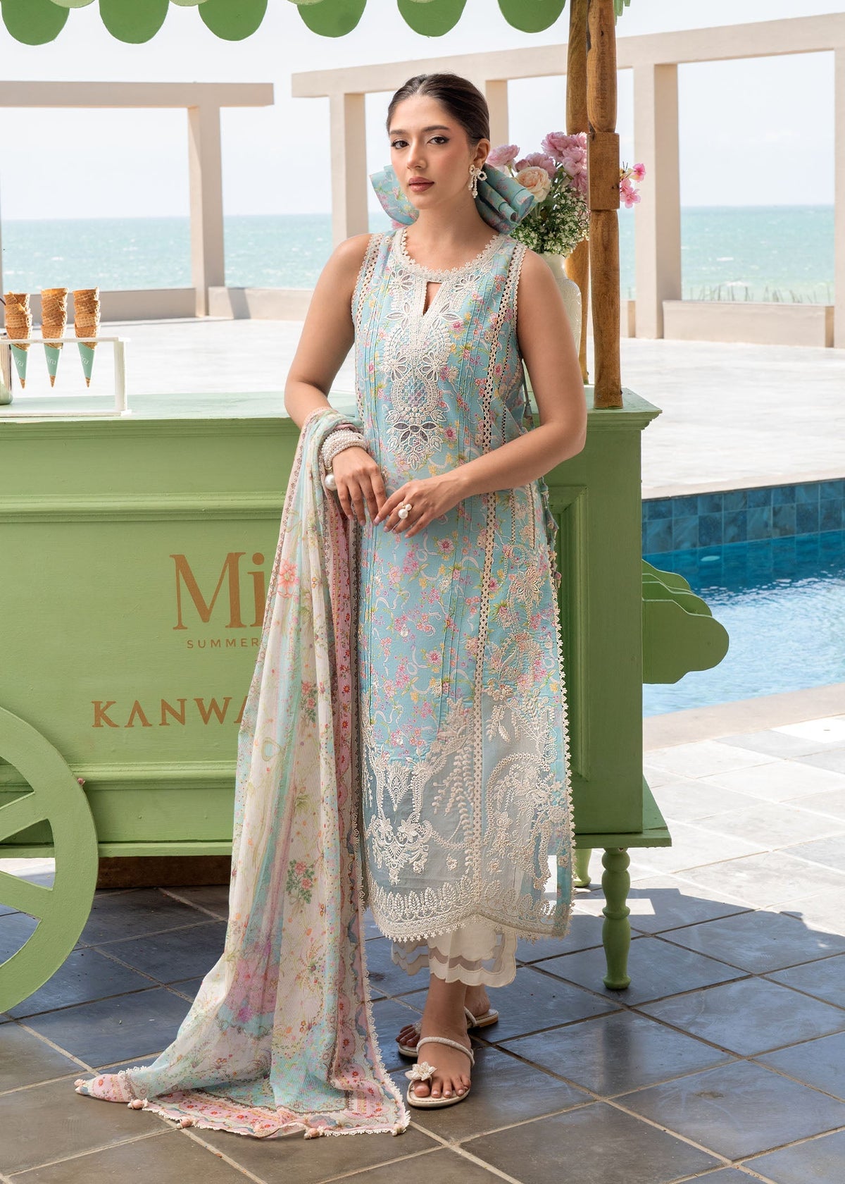 Kanwal Malik | Mira Summer Lawn??26 | Tiya