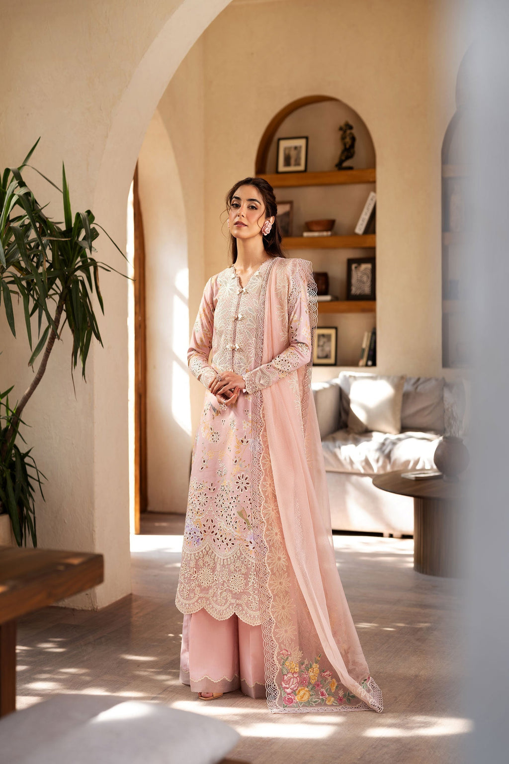 Maryam Hussain | Luxury Lawn 25 | Dimple - Riwayat-e-Khas