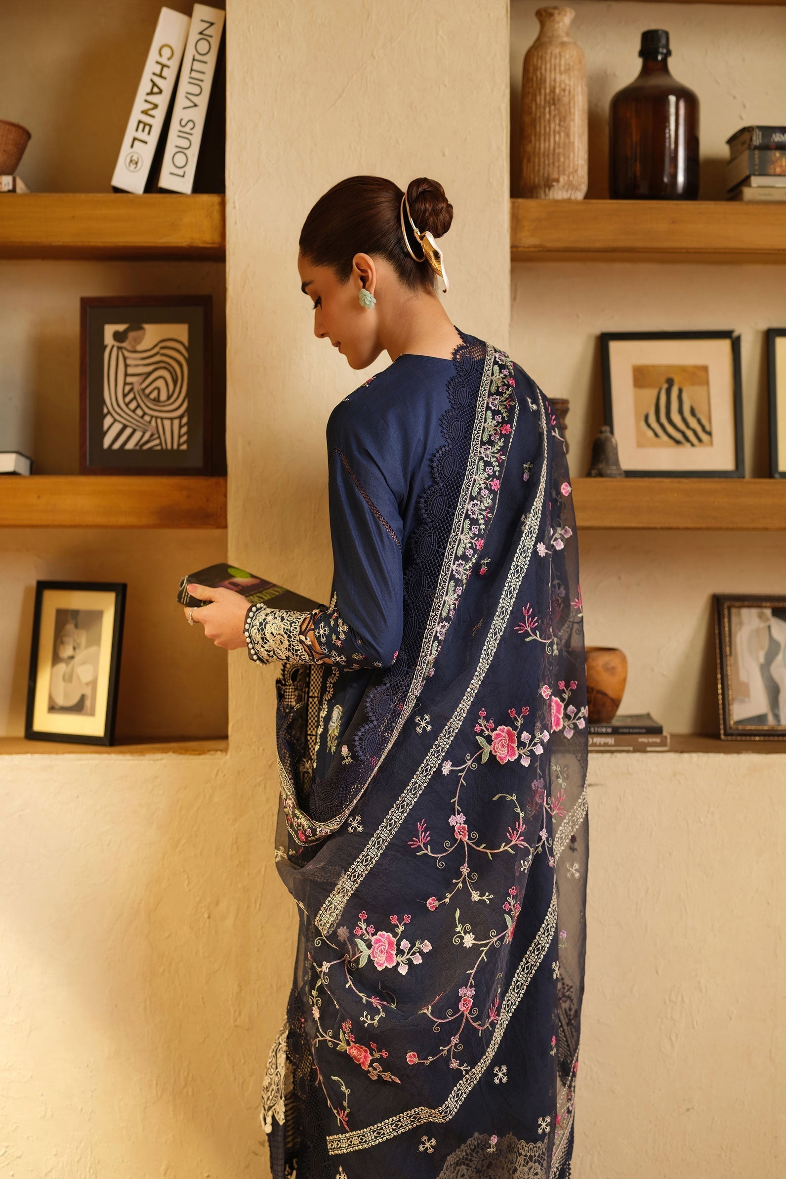 Maryam Hussain | Luxury Lawn 25 | Twilight - Riwayat-e-Khas