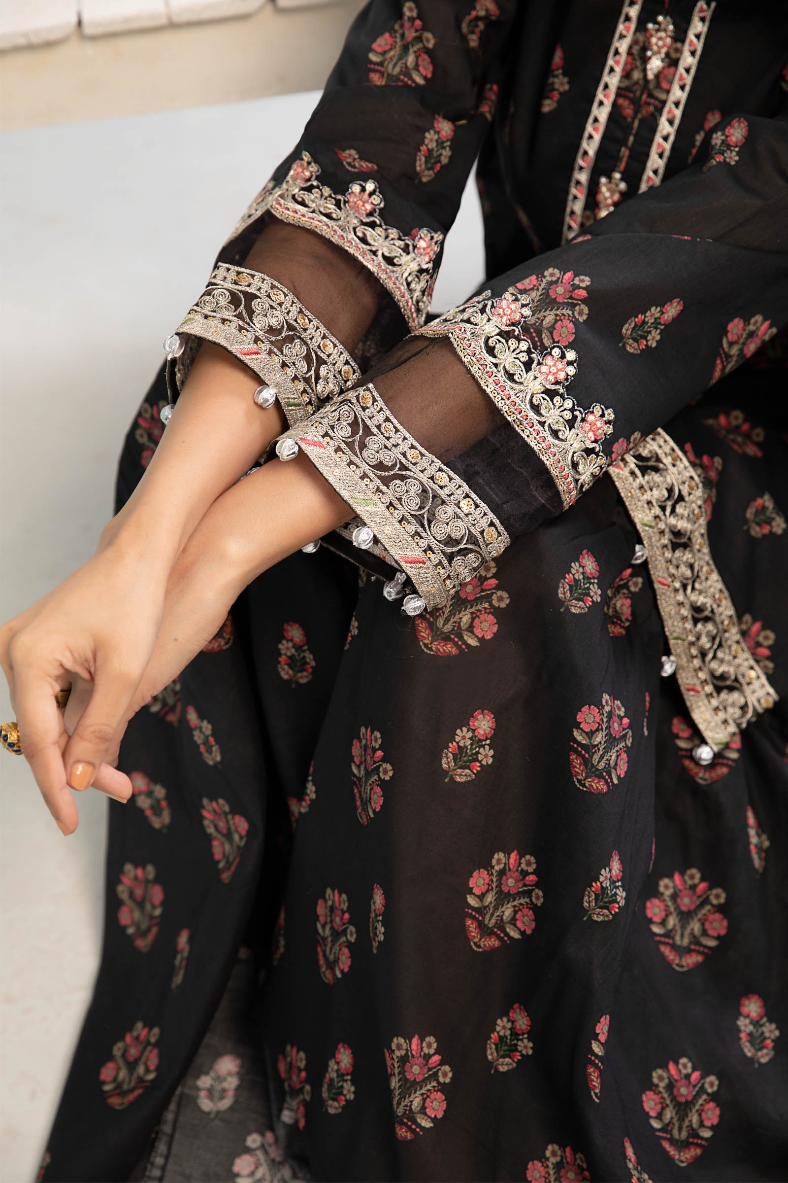 Maira B | Ready to Wear | DW-EA23-06R1