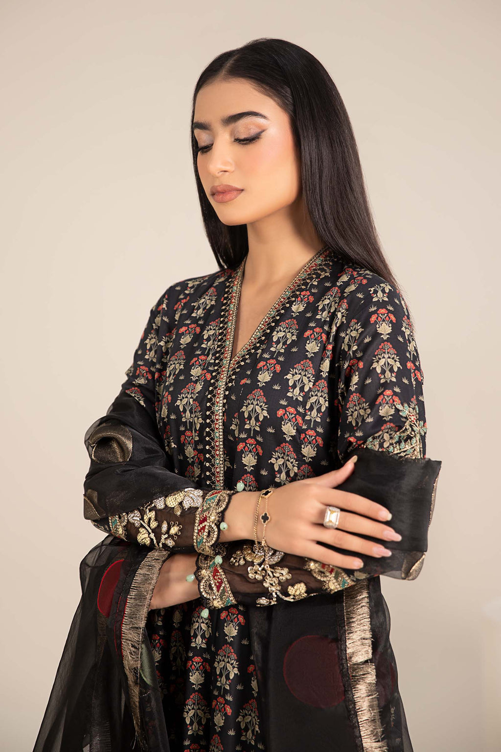 Maira B | Ready to Wear | DW-EF25-54