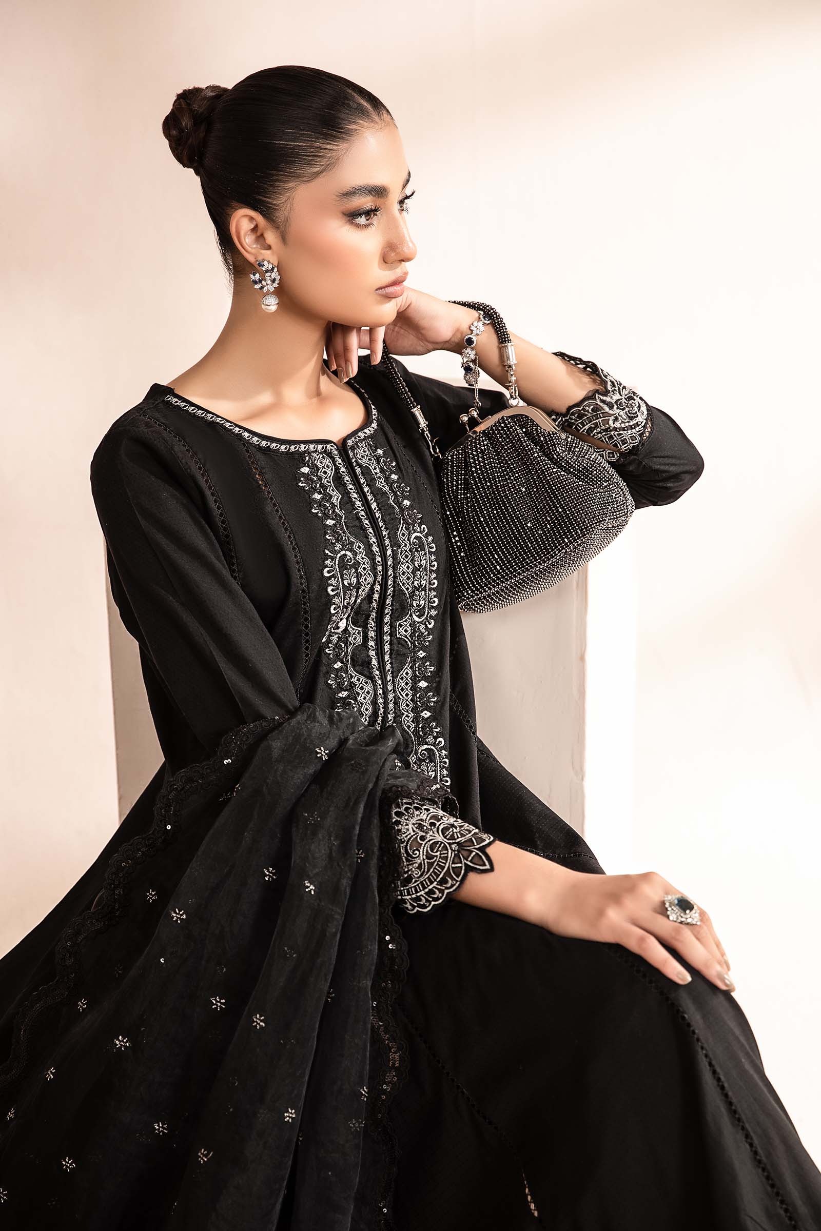 Maira B | Ready to Wear | DW-MN24-08