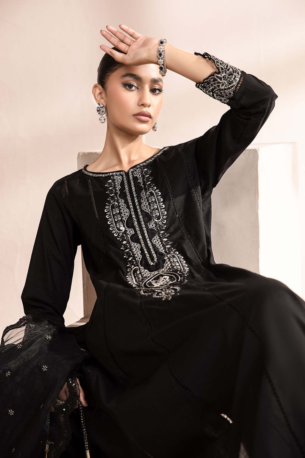 Maira B | Ready to Wear | DW-MN24-08