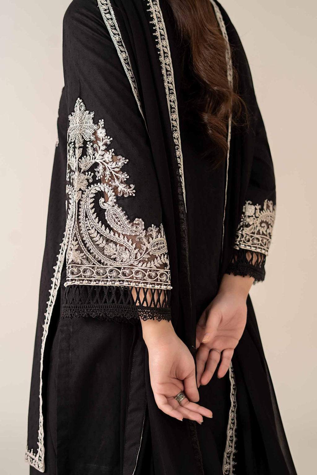 Maria B | Luxury Winter Pret 25 | DW-MN25-12-Black