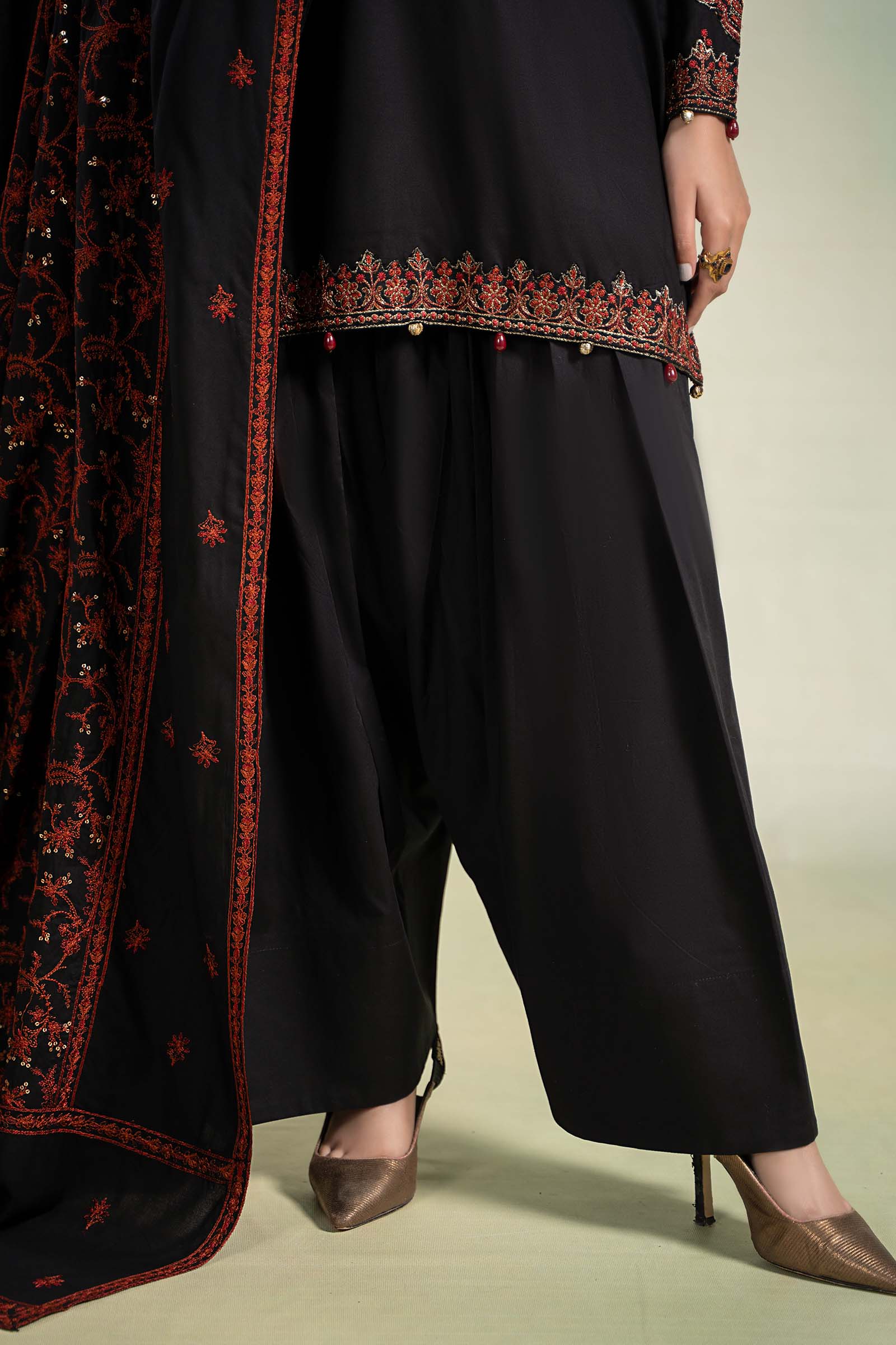 Maira B | Ready to Wear | DW-W24-80