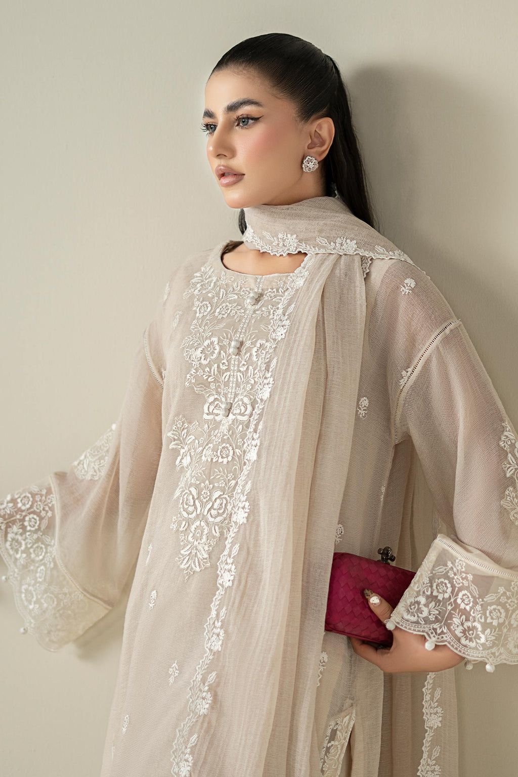 Maria B | Luxury Winter Pret 25 | DW-EA25-123-Off White