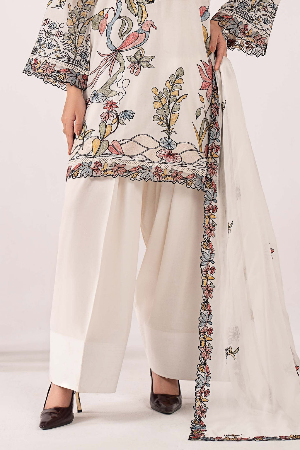 Maria B | Eid Collection 26 | 3 Piece Embroidered Lawn Suit