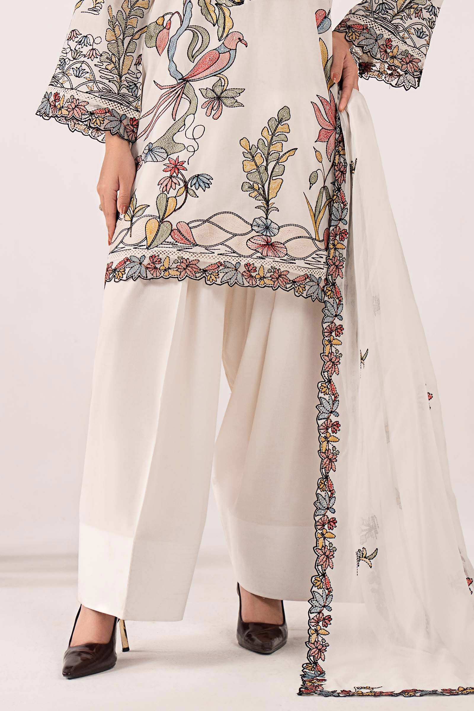 Maria B | Eid Collection 26 | 3 Piece Embroidered Lawn Suit