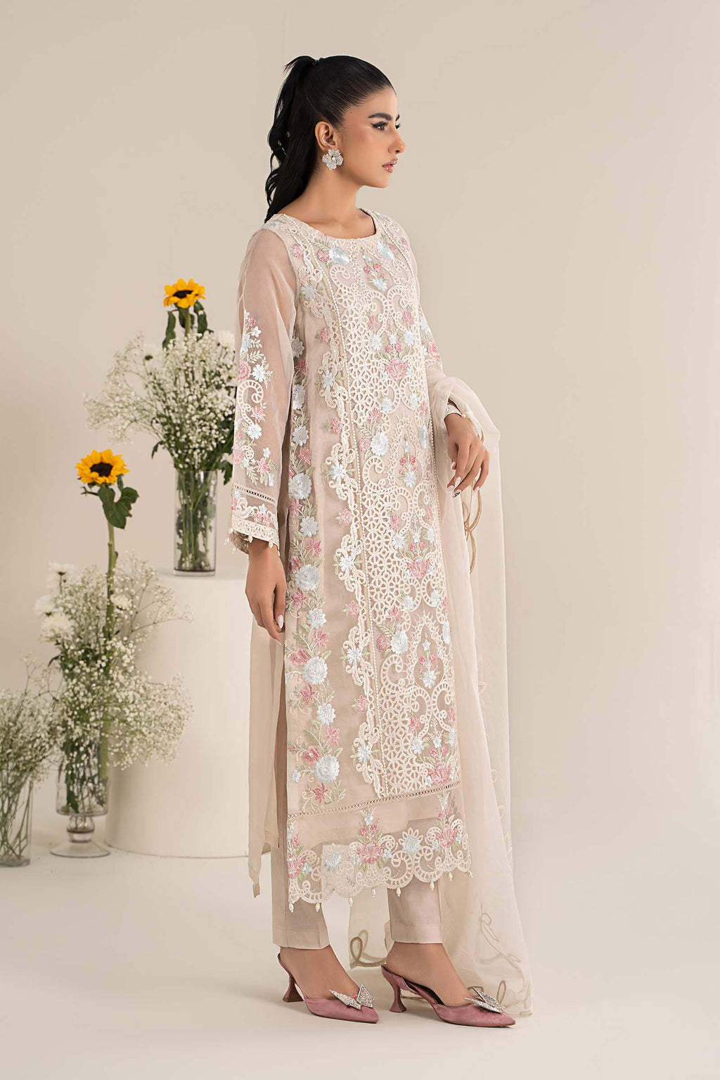 Maira B | Ready to Wear | DW-EF25-02