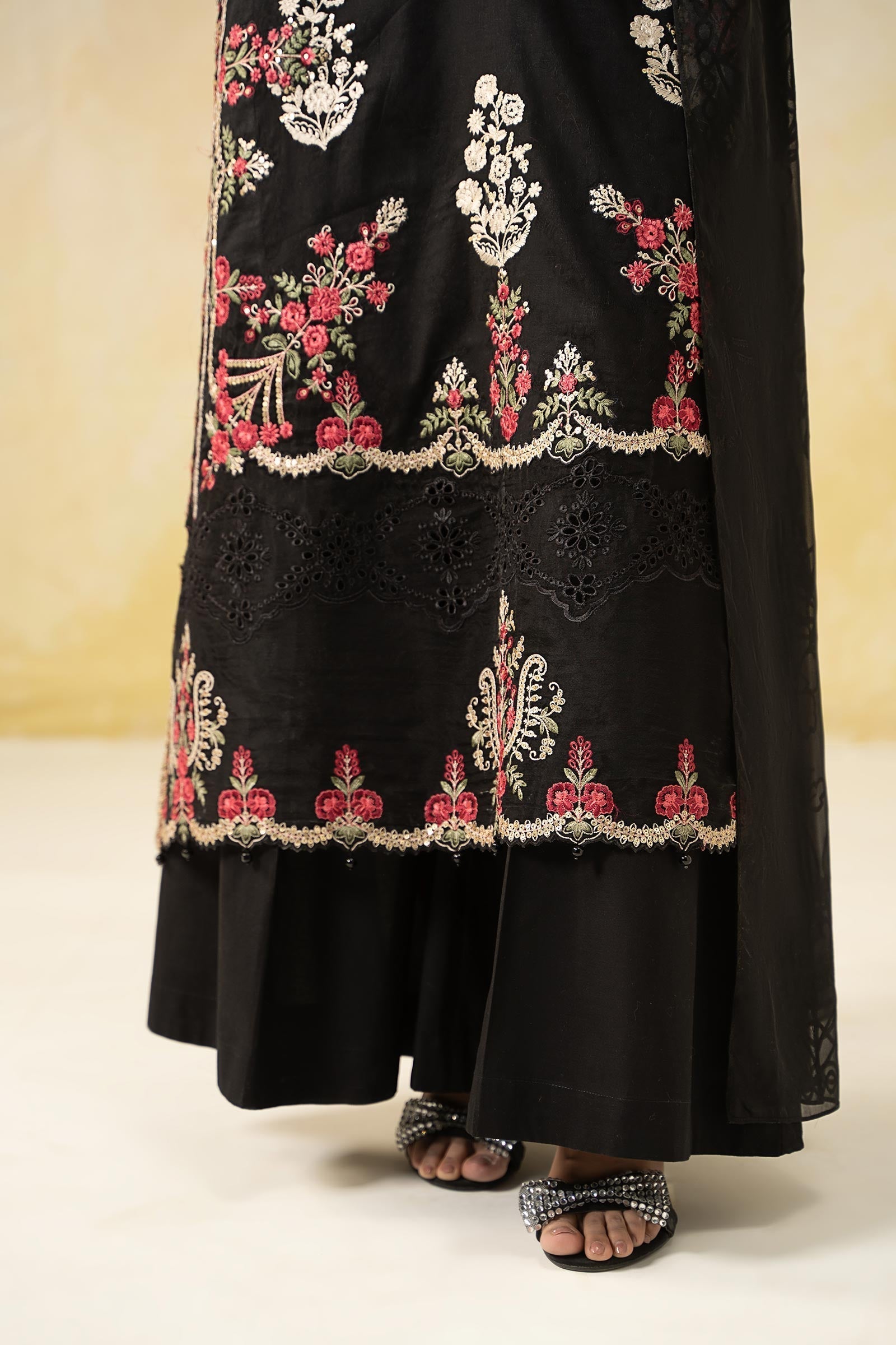 Maira B | Ready to Wear | DW-EF25-03