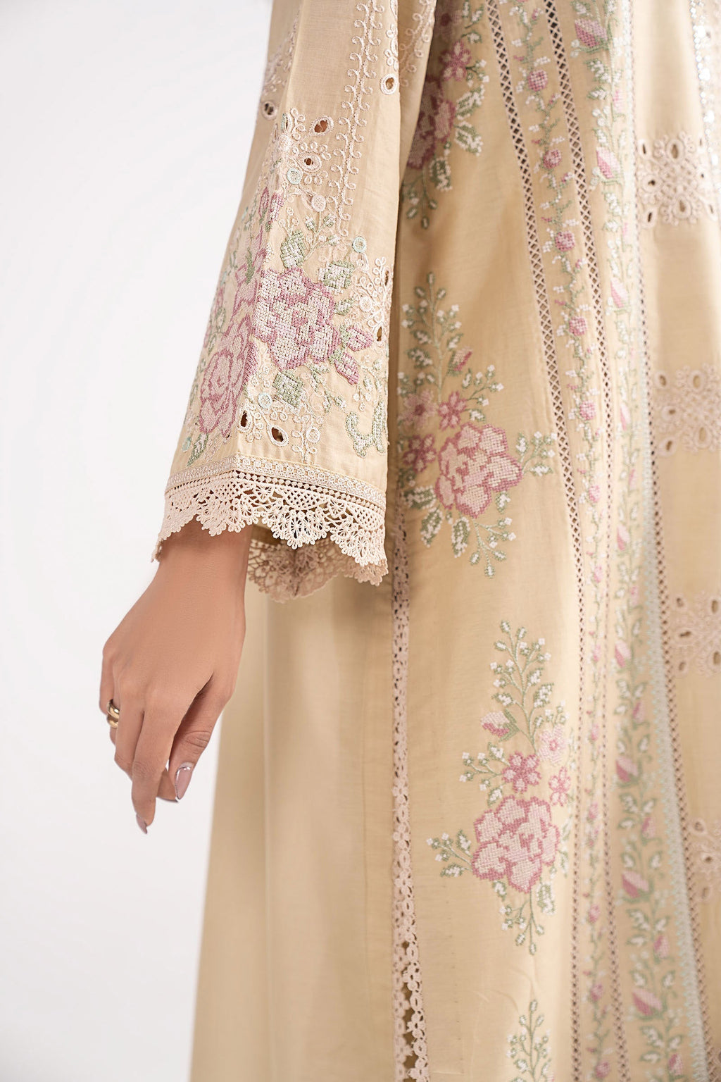 Maria B | Eid Collection 26 | 3 Piece Embroidered Lawn Suit