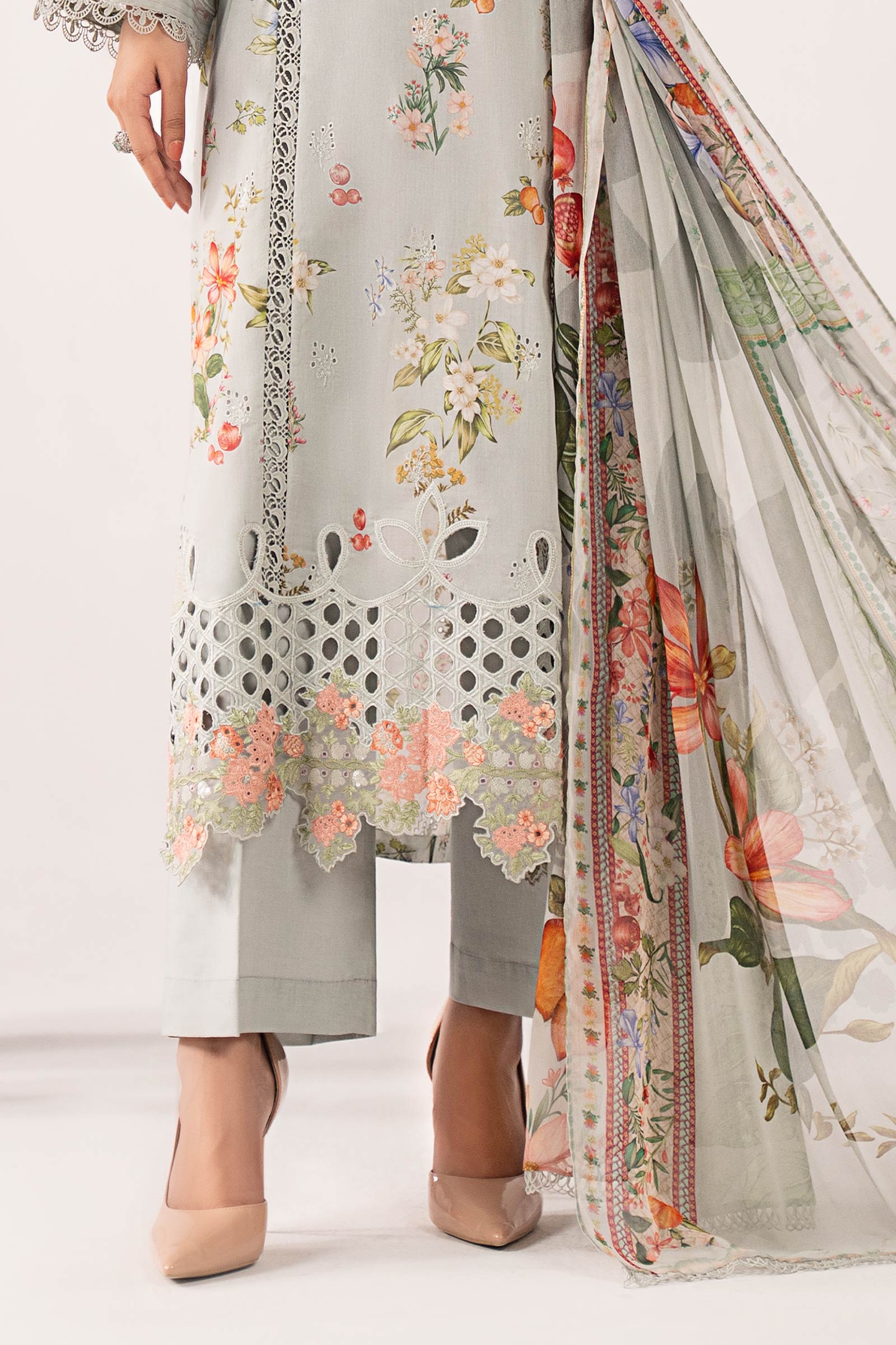 Maria B | Eid Collection 26 | 3 Piece Embroidered Lawn Suit