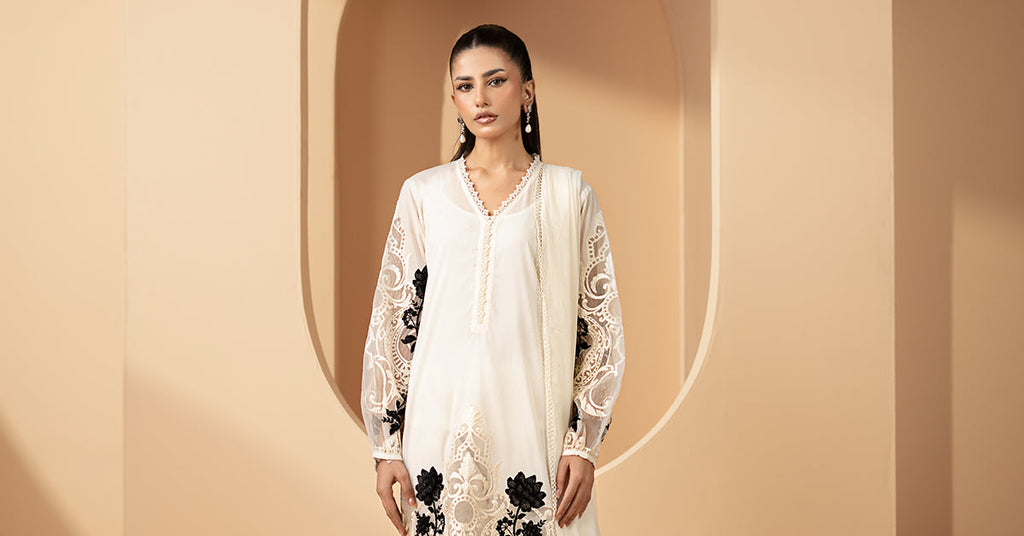 Maria B | Eid Collection 26 | 3 Piece Embroidered Lawn Suit