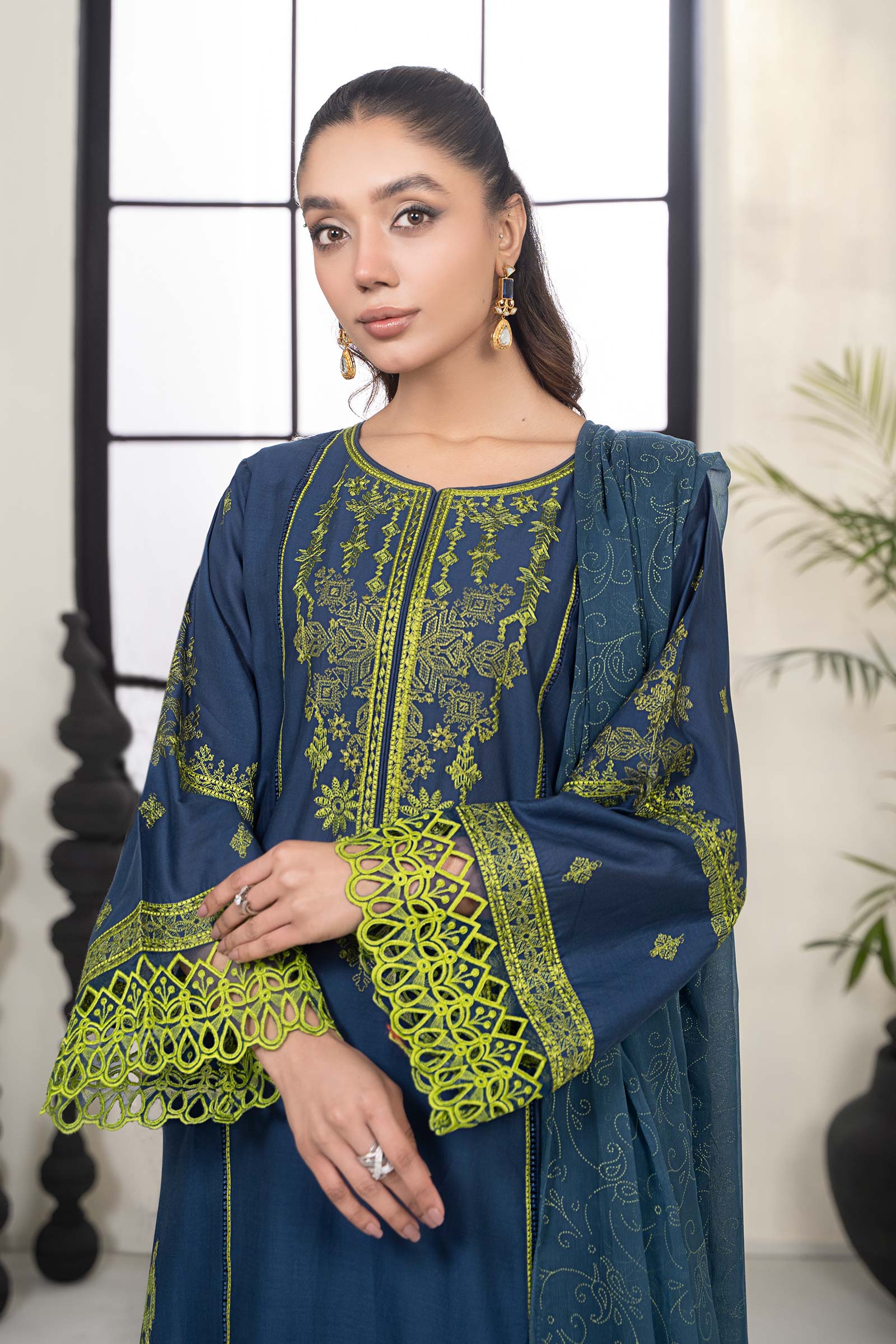 Maira B | Ready to Wear | DW-EF24-103