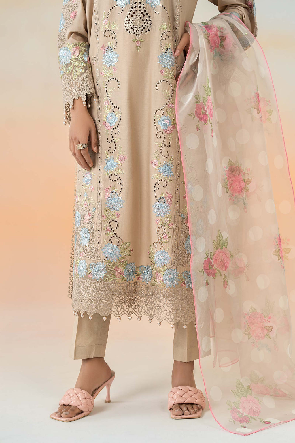 Maira B | Ready to Wear | DW-EF25-05