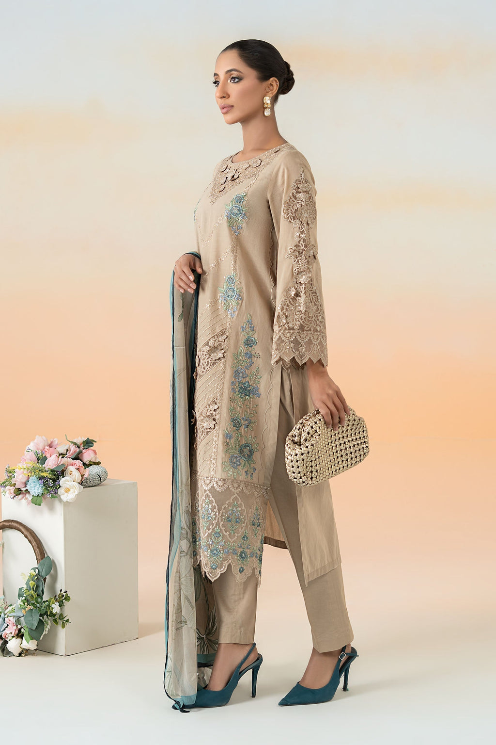 Maira B | Ready to Wear | DW-EF25-53