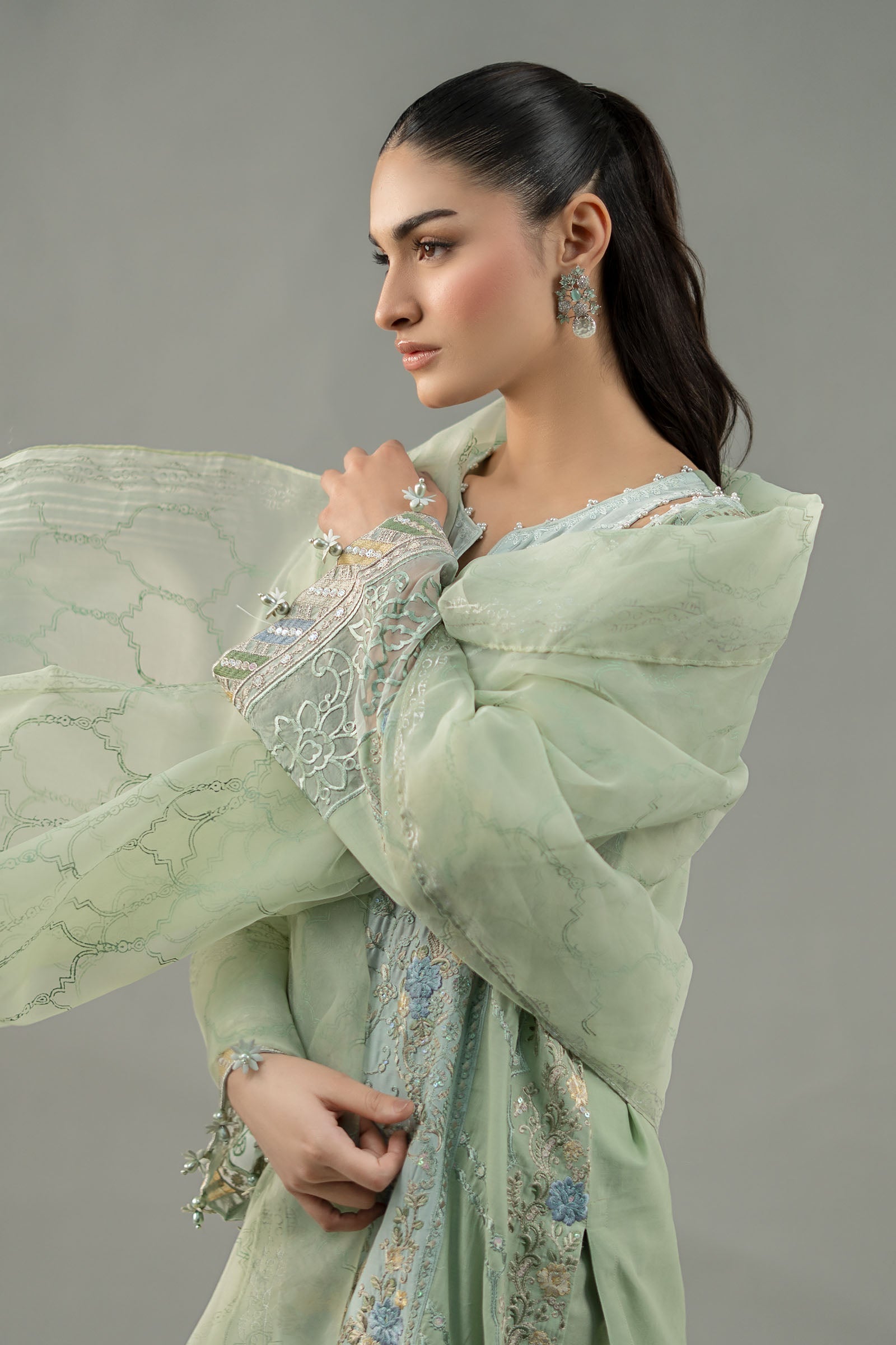 Maira B | Ready to Wear | DW-EF25-69