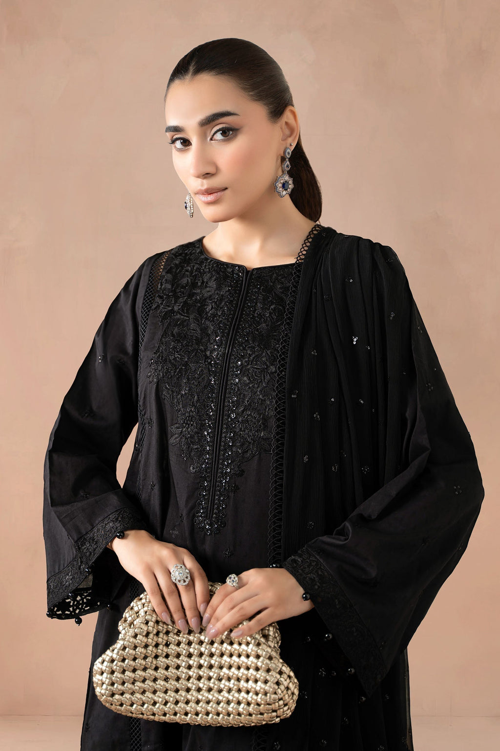 Maria B | Luxury Winter Pret 25 | DW-MN24-12R1-Black