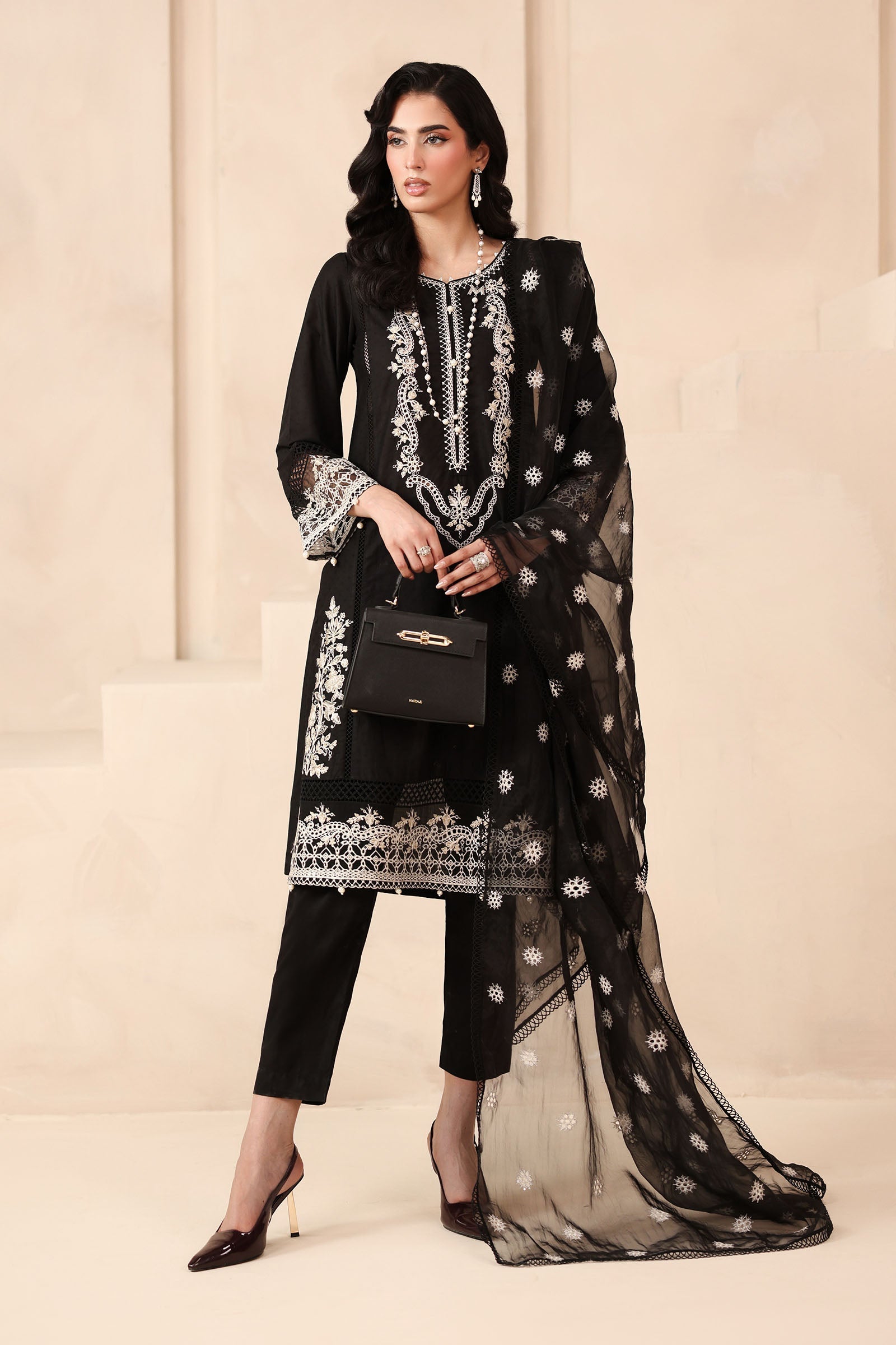 Maria B | Luxury Winter Pret 25 | DW-MN25-13-Black