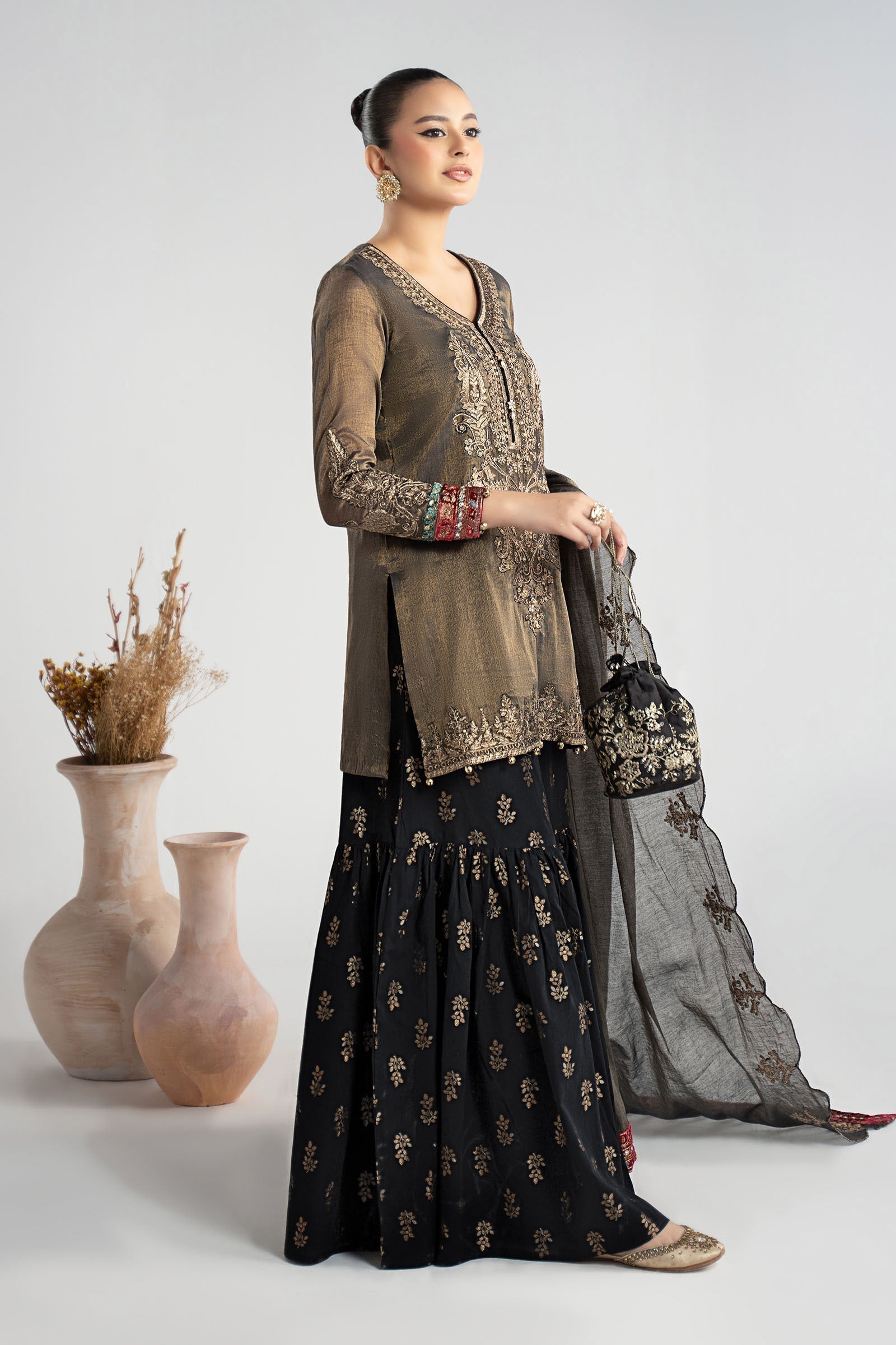 Maria B | Luxury Winter Pret 25 | DW-W25-01-Black