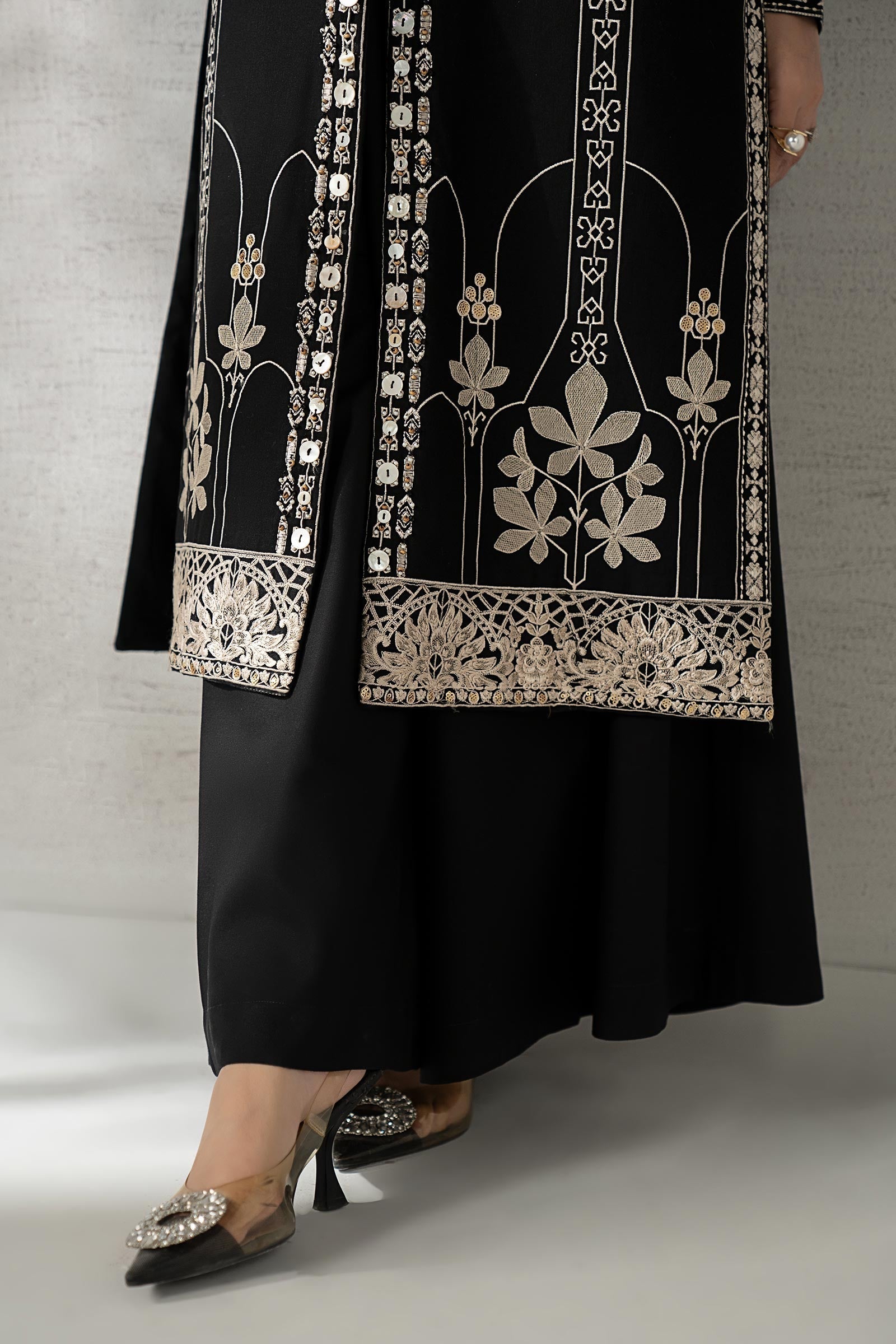 Maria B | Eid Collection 26 | 3 Piece Embroidered Khaddar Suit