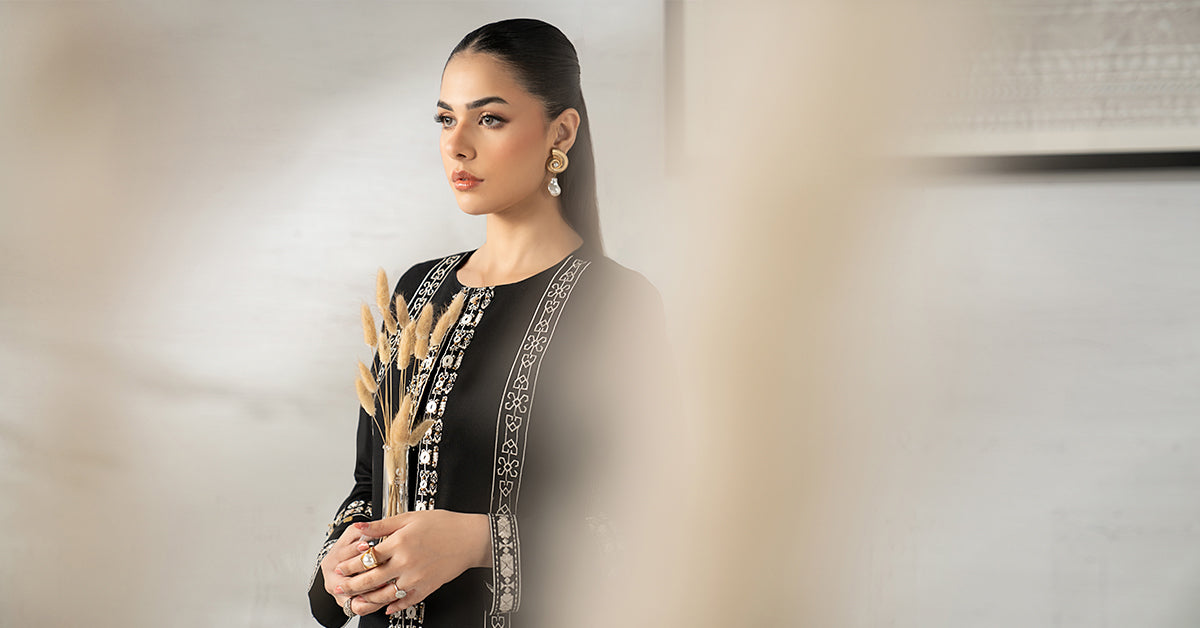 Maria B | Eid Collection 26 | 3 Piece Embroidered Khaddar Suit