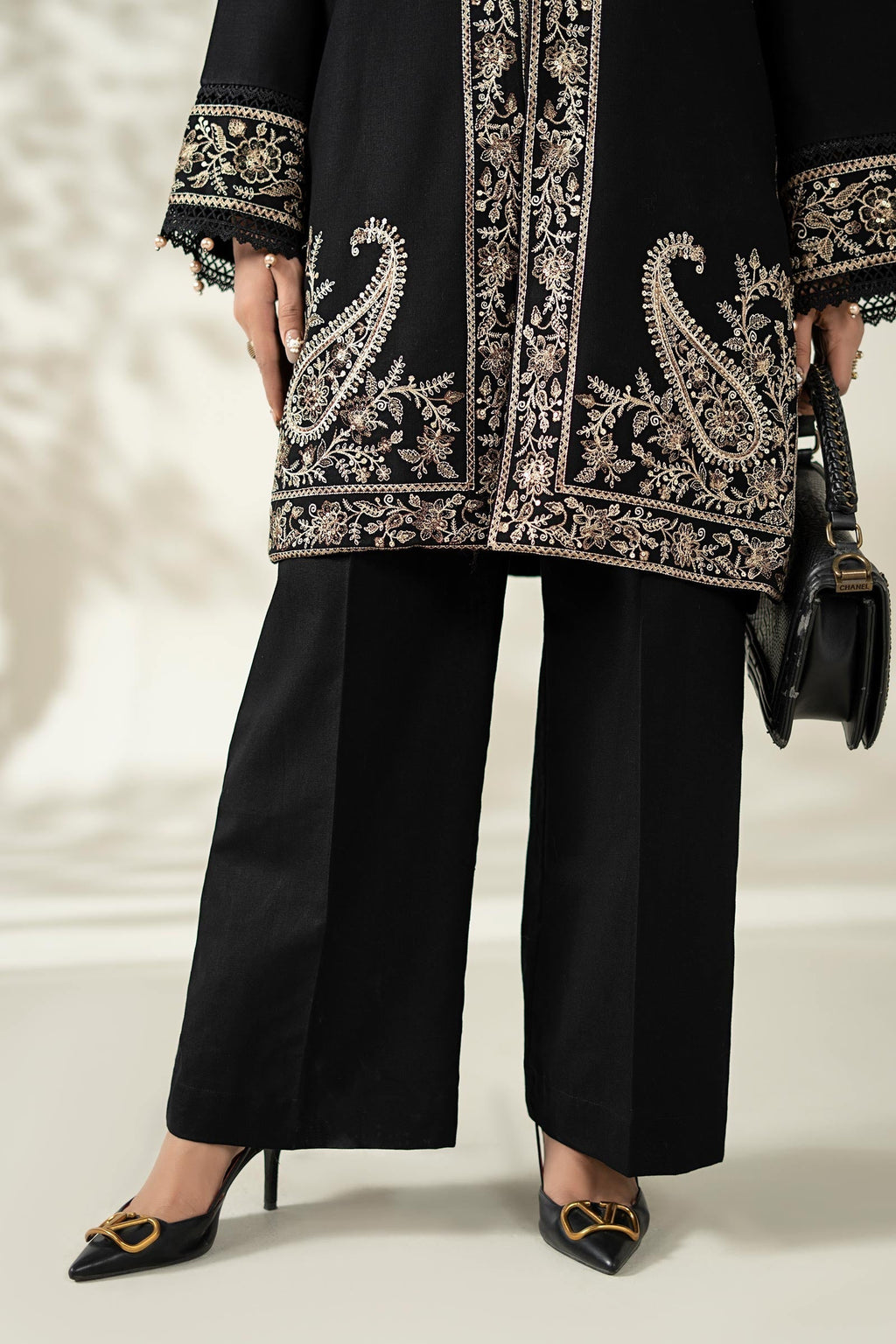Maria B | Luxury Winter Pret 25 | DW-W25-49-Black