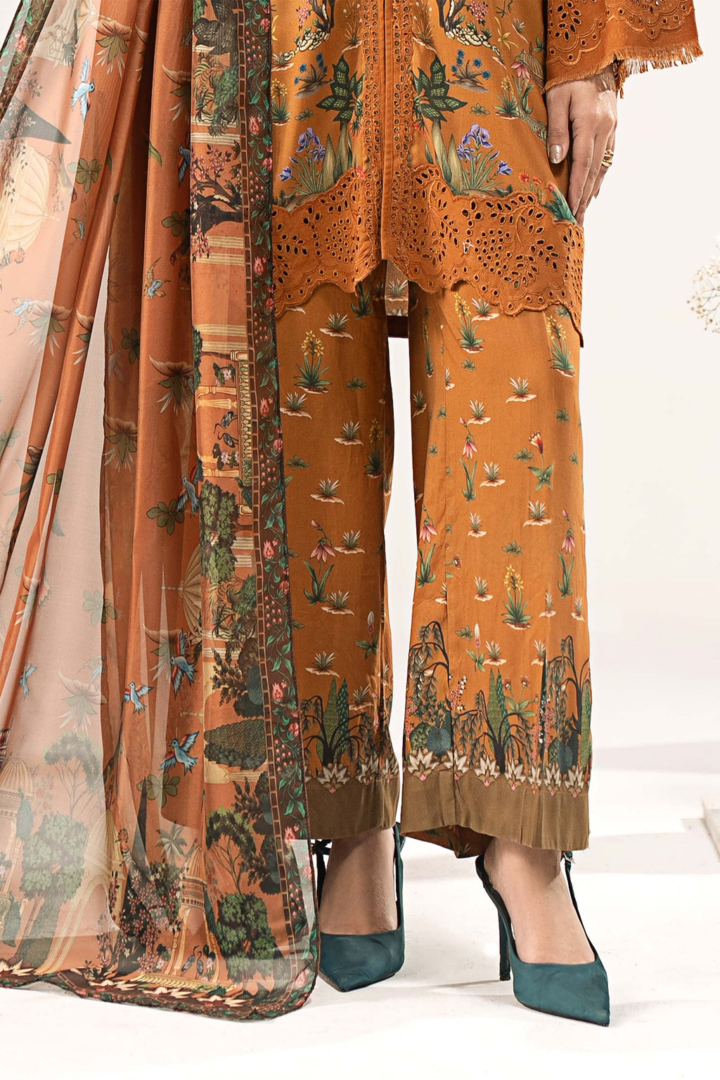 Maria B | Eid Collection 26 | 3 Piece Embroidered Linen Suit