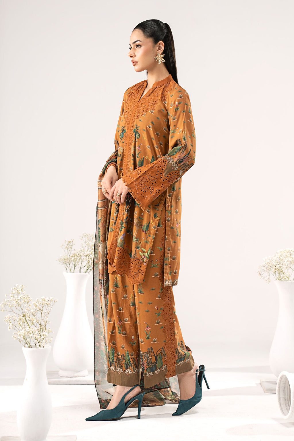 Maria B | Eid Collection 26 | 3 Piece Embroidered Linen Suit