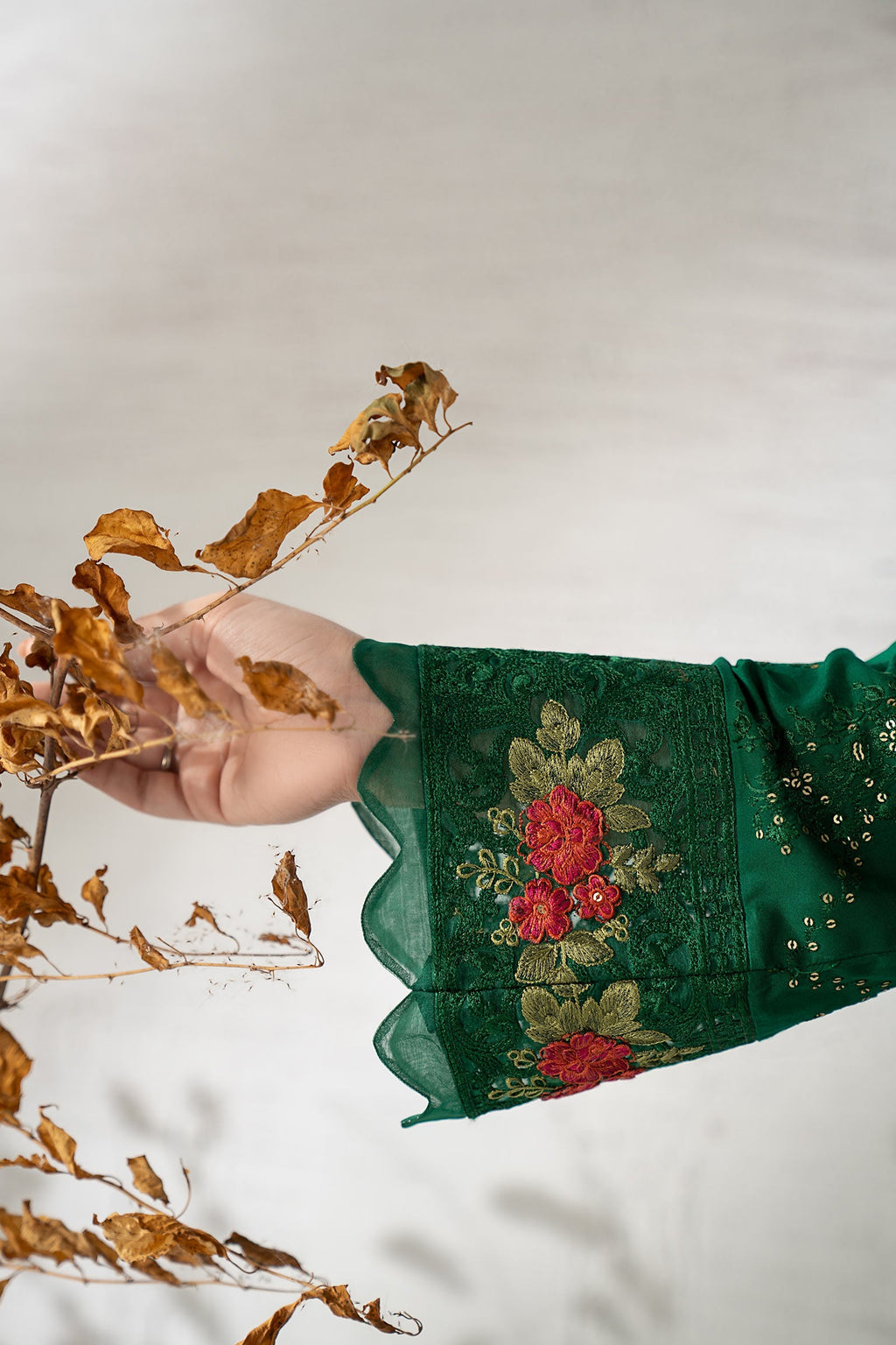 Maria B | Eid Collection 26 | 3 Piece Embroidered Linen Suit