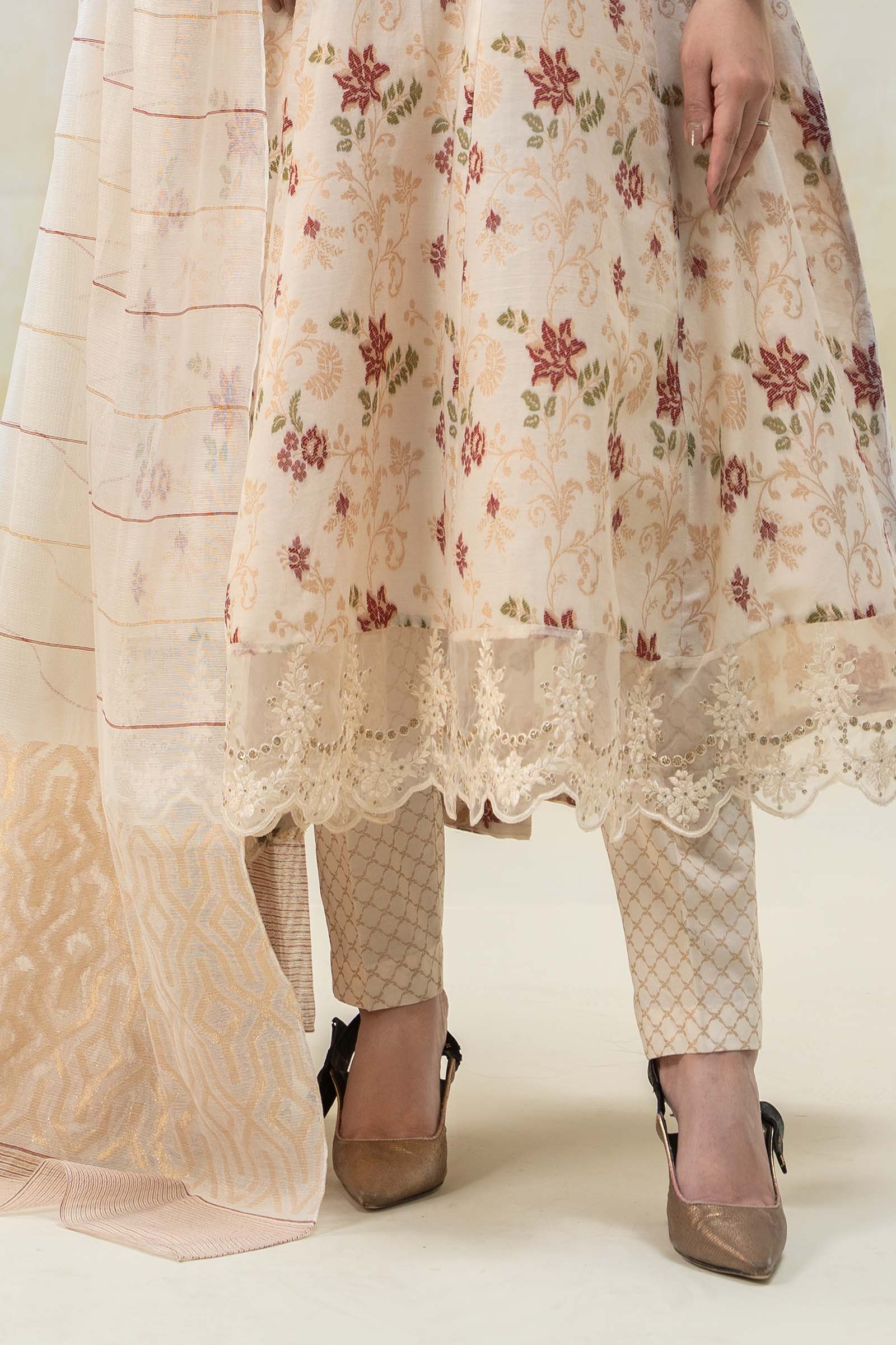 Maira B | Ready to Wear | DW-EF22-23R1