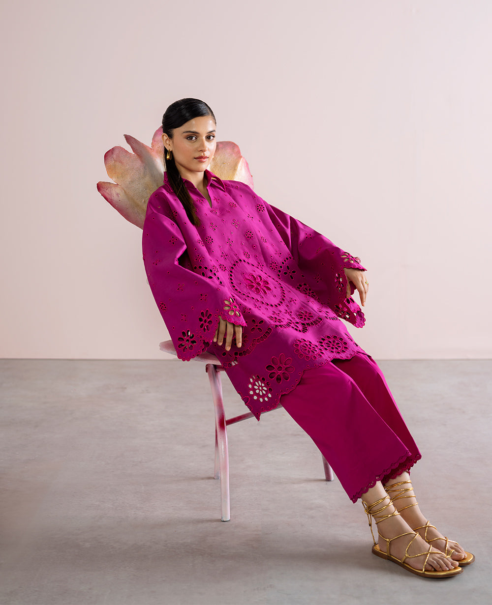 Republic Womenswear | Essentials 25 | ES-207