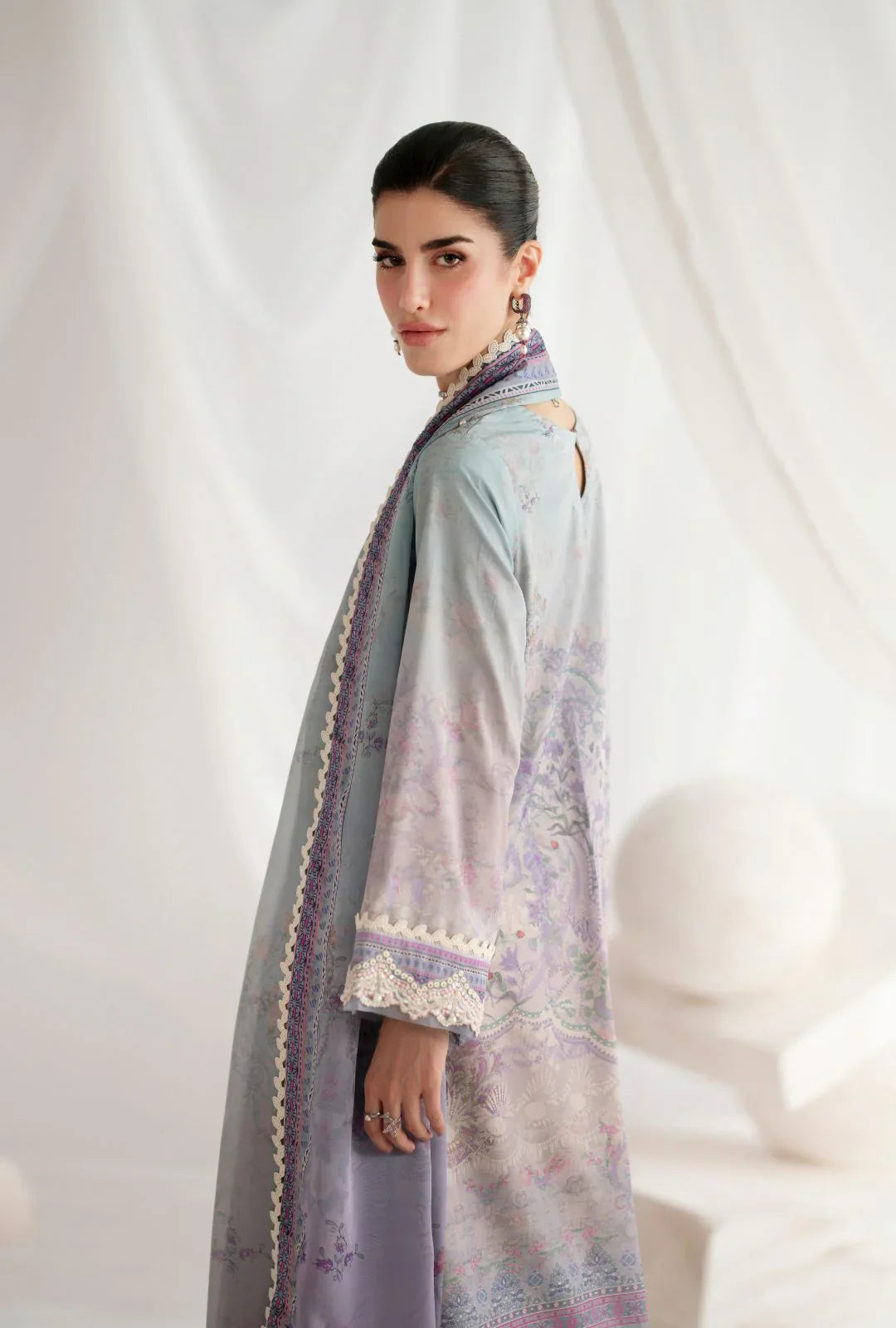 AJR couture | Garden Whisper | EVARA