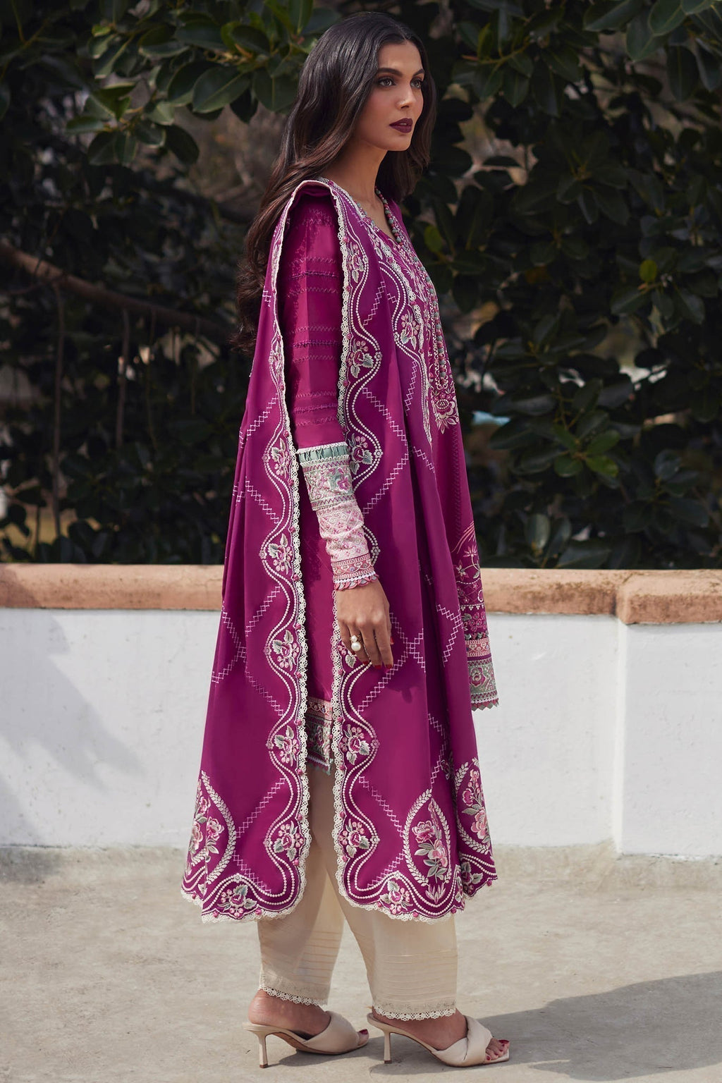 Elan | Lawn24 | AIRA (EL24-10 A) - House Of Anaya