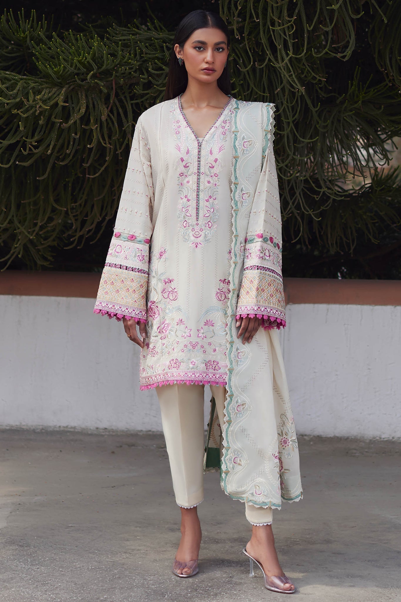 Elan | Lawn24 | AIRA (EL24-10 B) - House Of Anaya