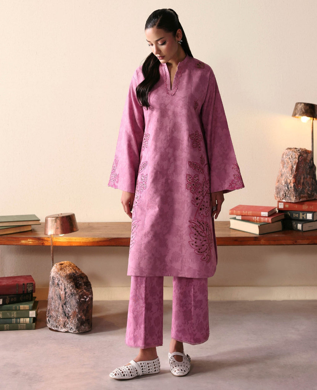 Republic Womenswear | Basics Winter 25 | Élora