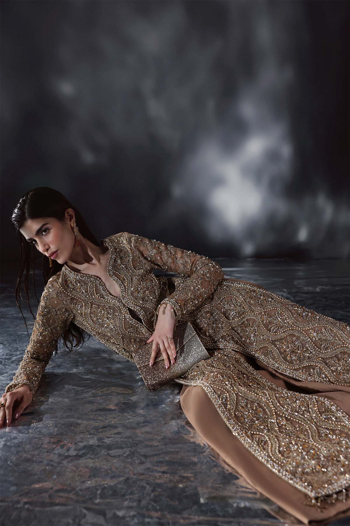 Enzo | Chateau De Lumiere | Nue - Riwayat-e-Khas