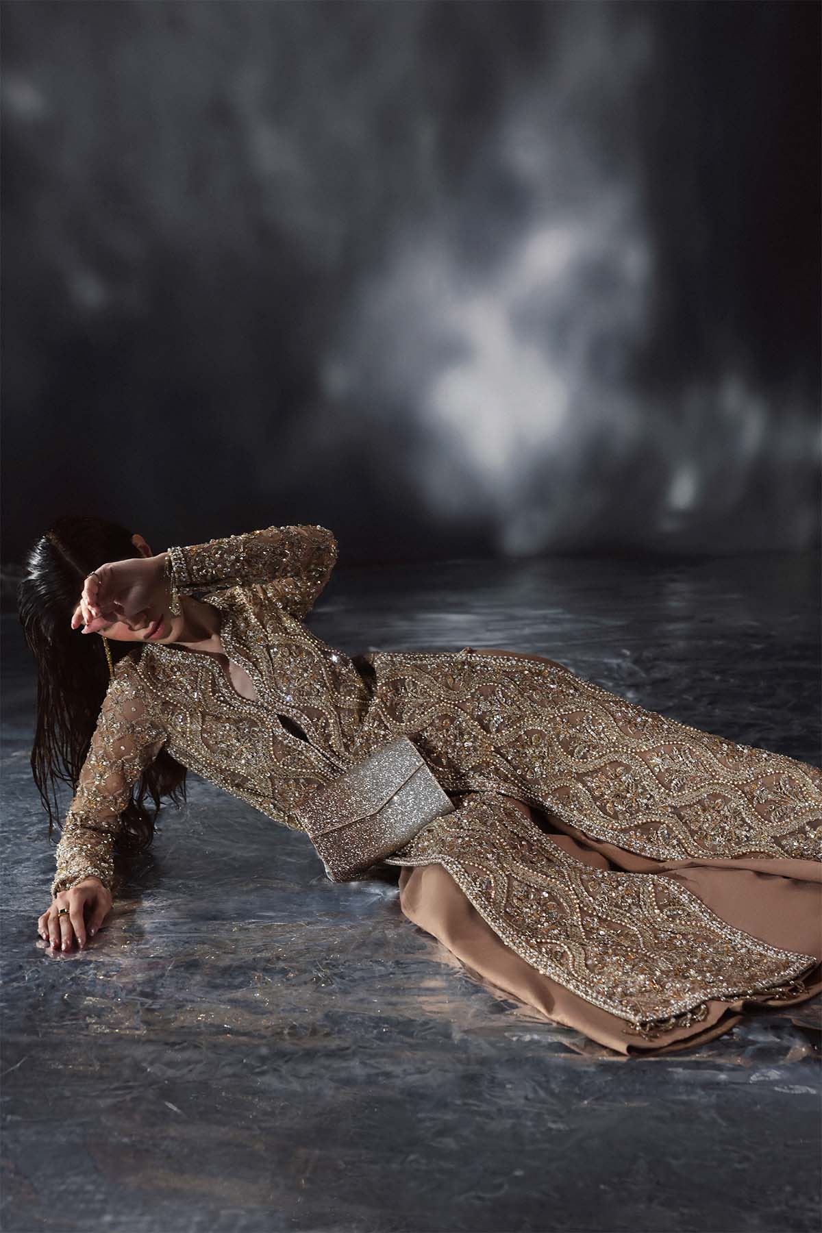 Enzo | Chateau De Lumiere | Nue - Riwayat-e-Khas