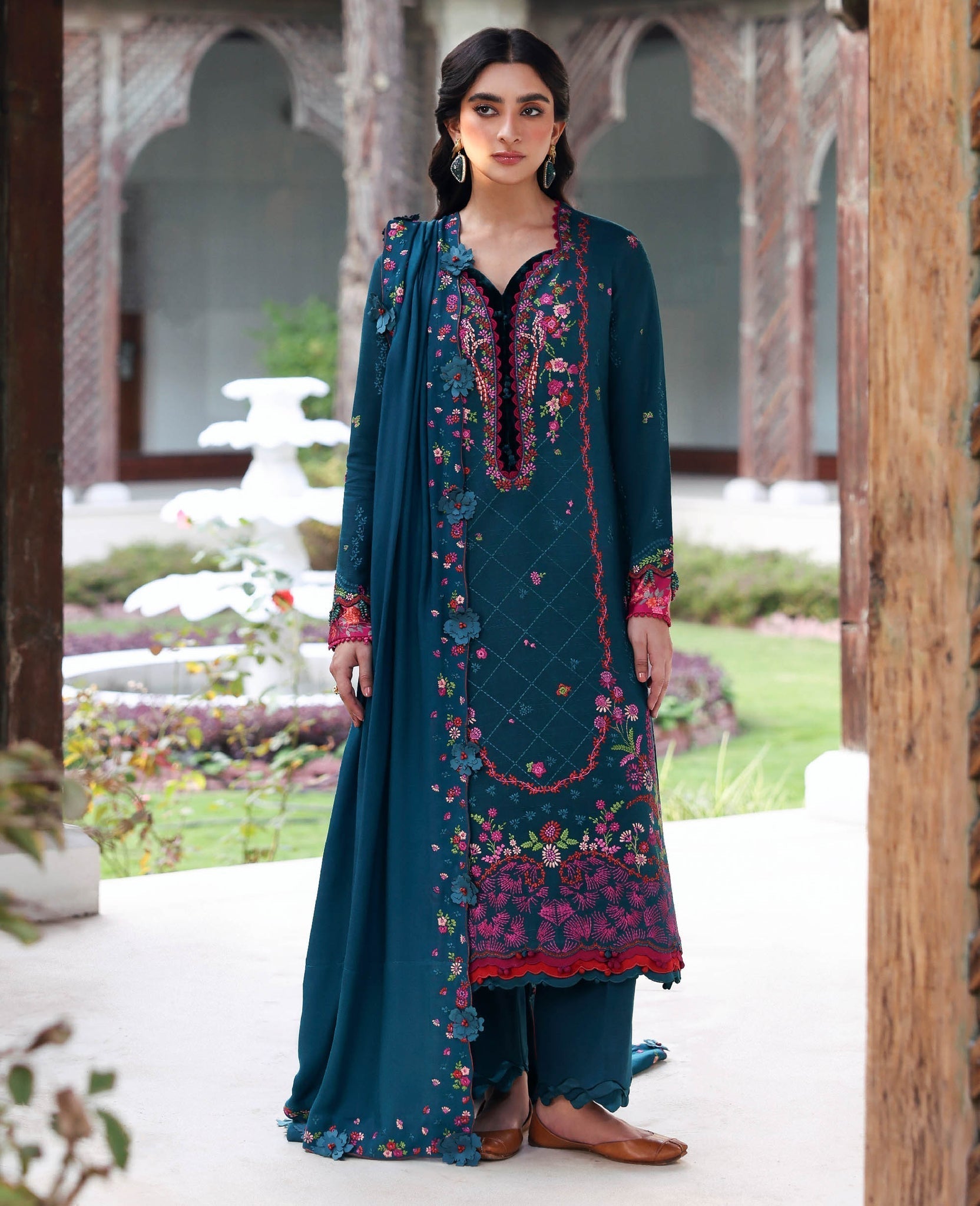 Republic Womenswear | Amaris Luxury Shawl 25 | Evania