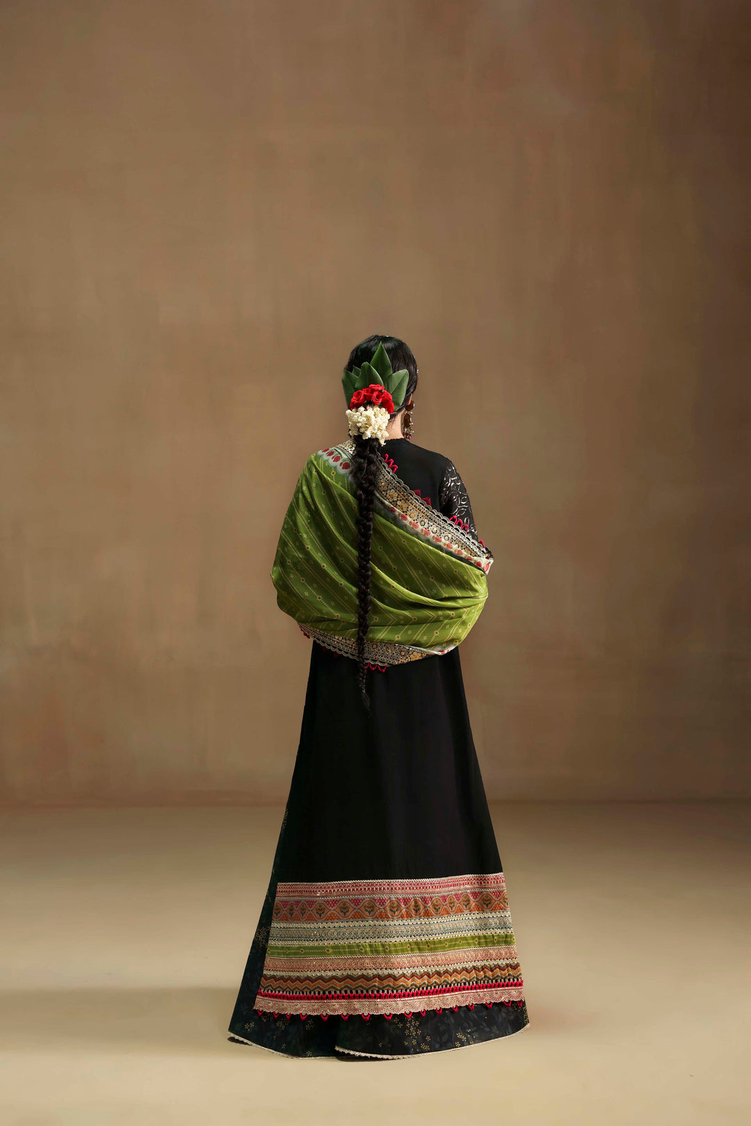 Sable Vogue | Festive 25 | FC-06-25