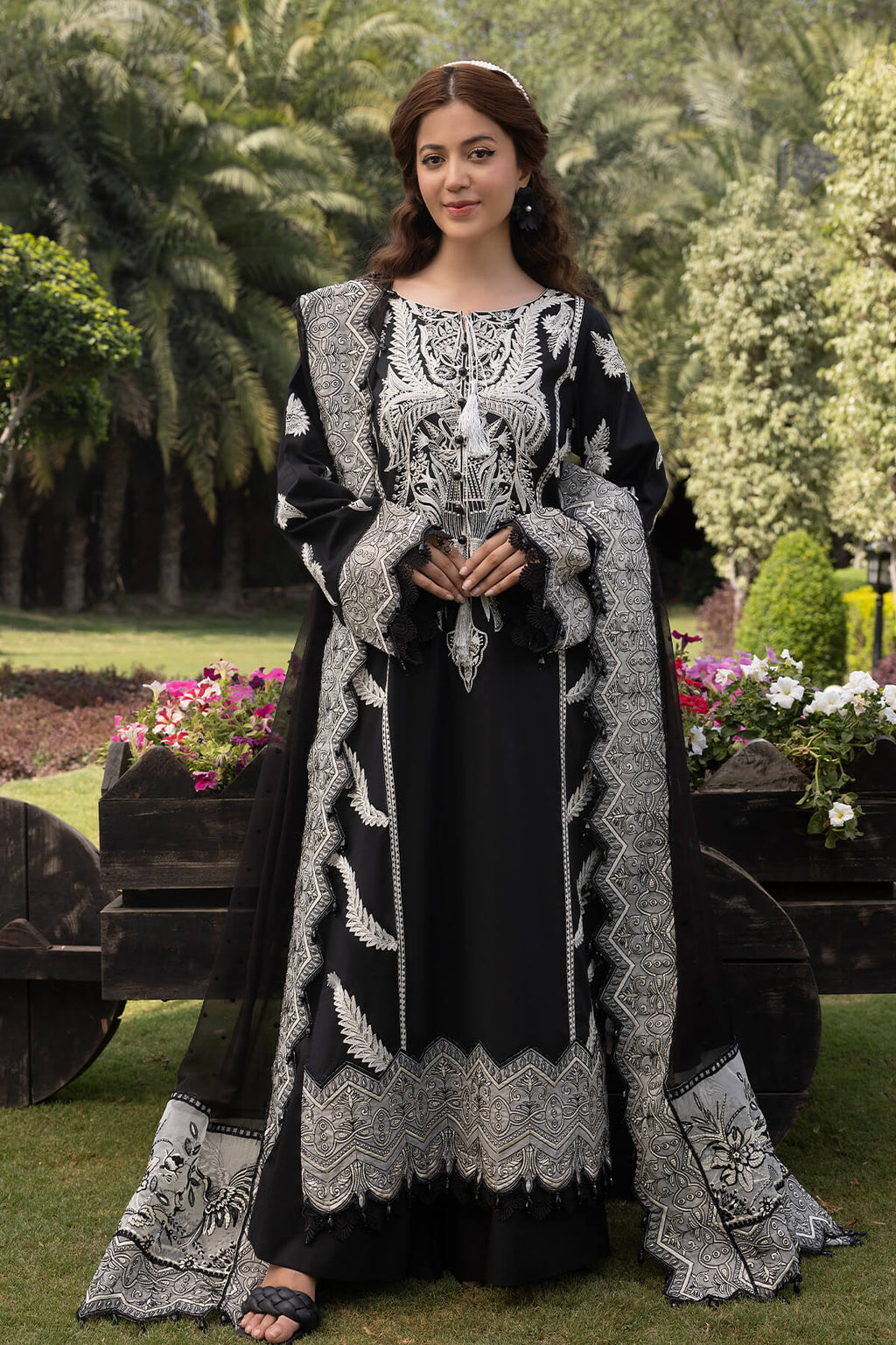 Raeesa Premium | Ferya Lawn | Noor E Fajar | Ferya | FD-07 - House Of Anaya