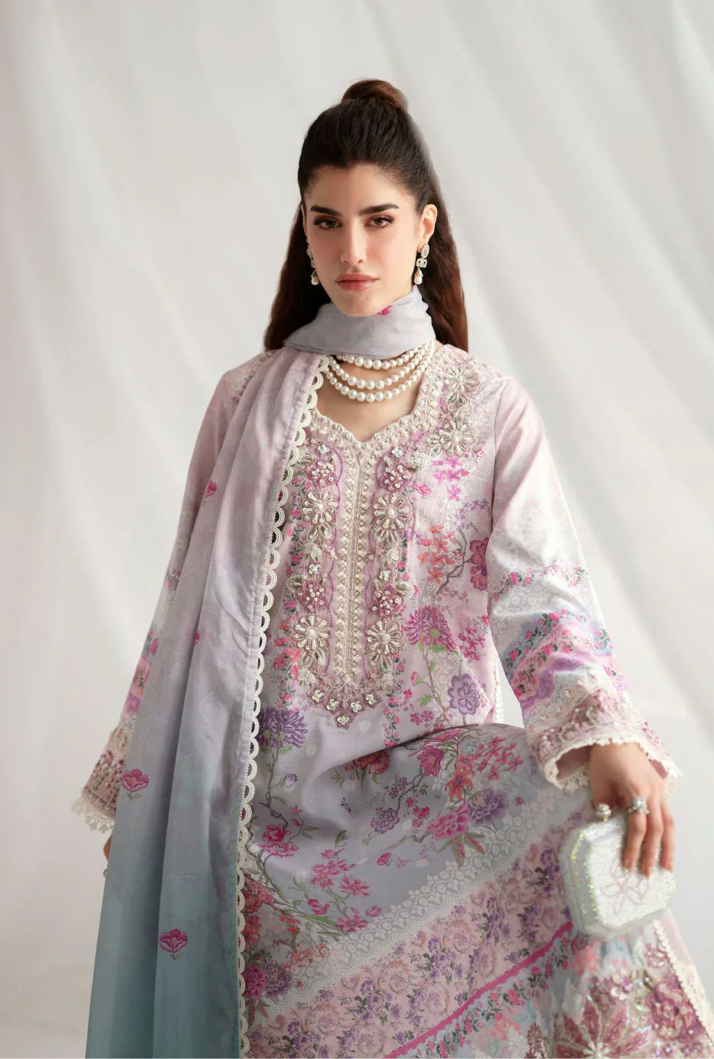 AJR couture | Garden Whisper | FLORIS