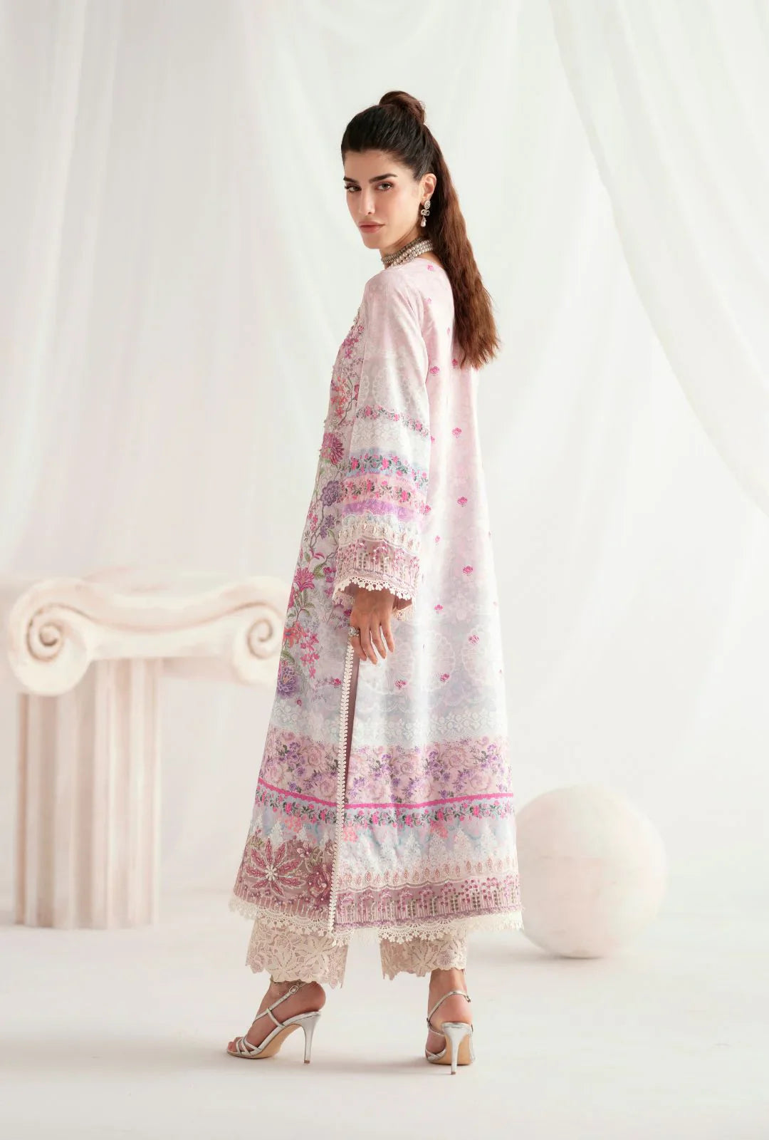 AJR couture | Garden Whisper | FLORIS