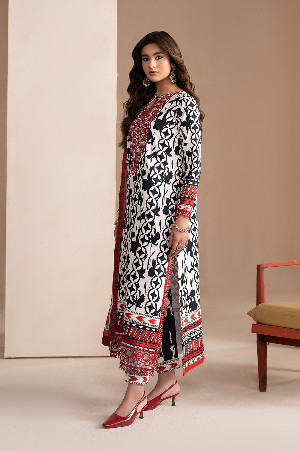 Maryum N Maria | Luxury Stitched | VEENA - FWU6112